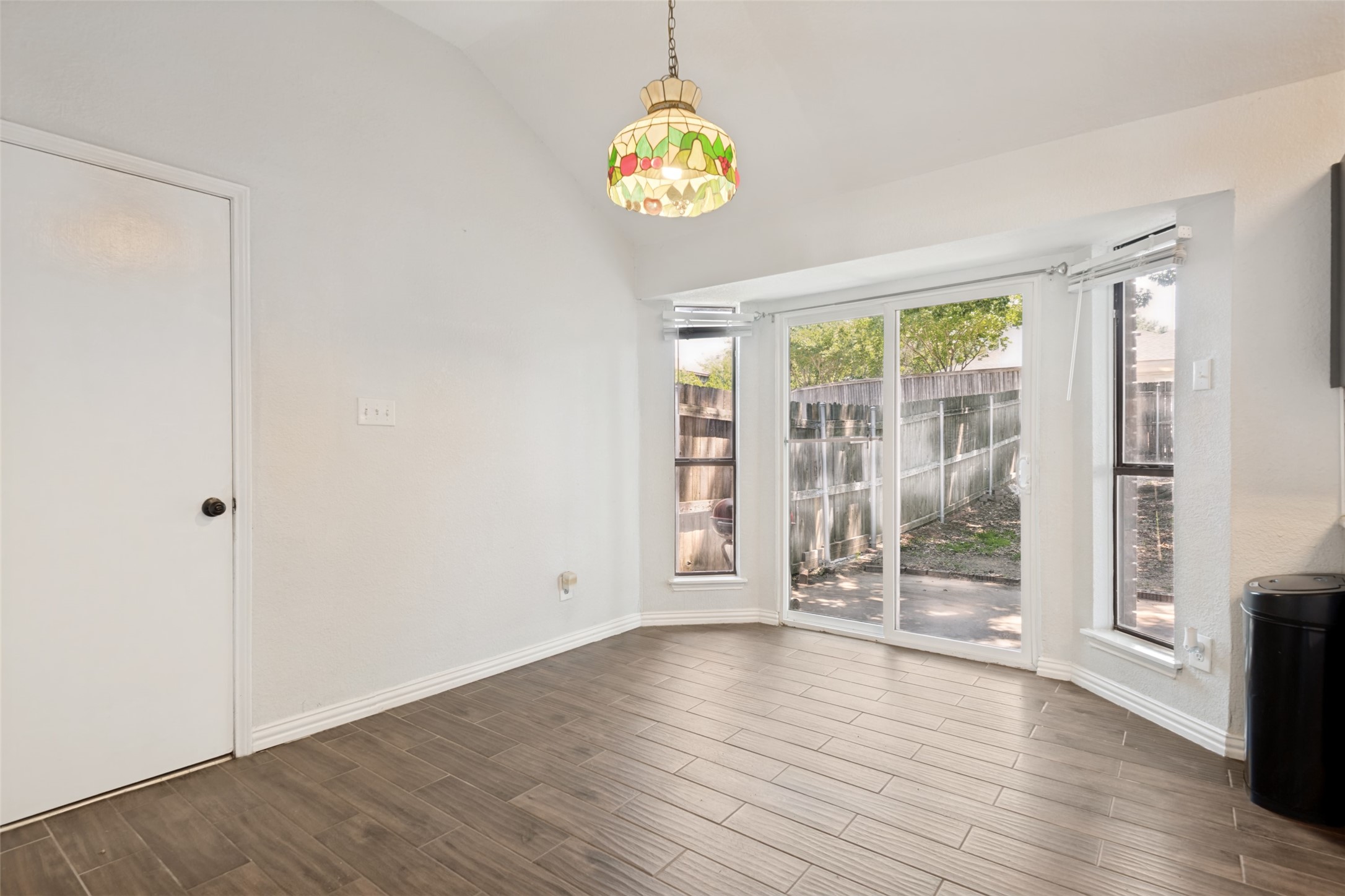 6122 Sasaki Way Garland TX 75043