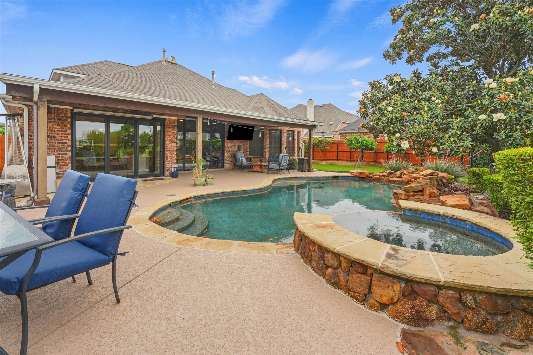 210 Victory Lane Mansfield TX 76063