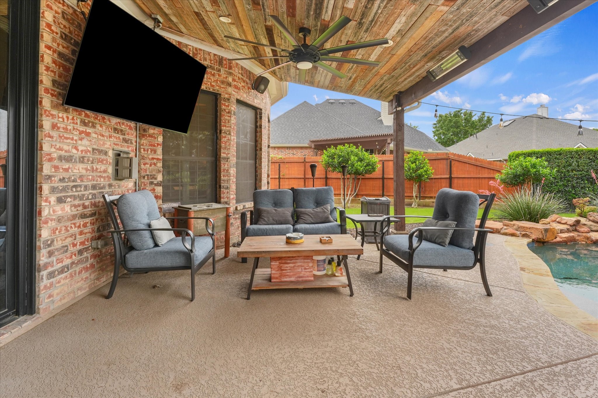 210 Victory Lane Mansfield TX 76063