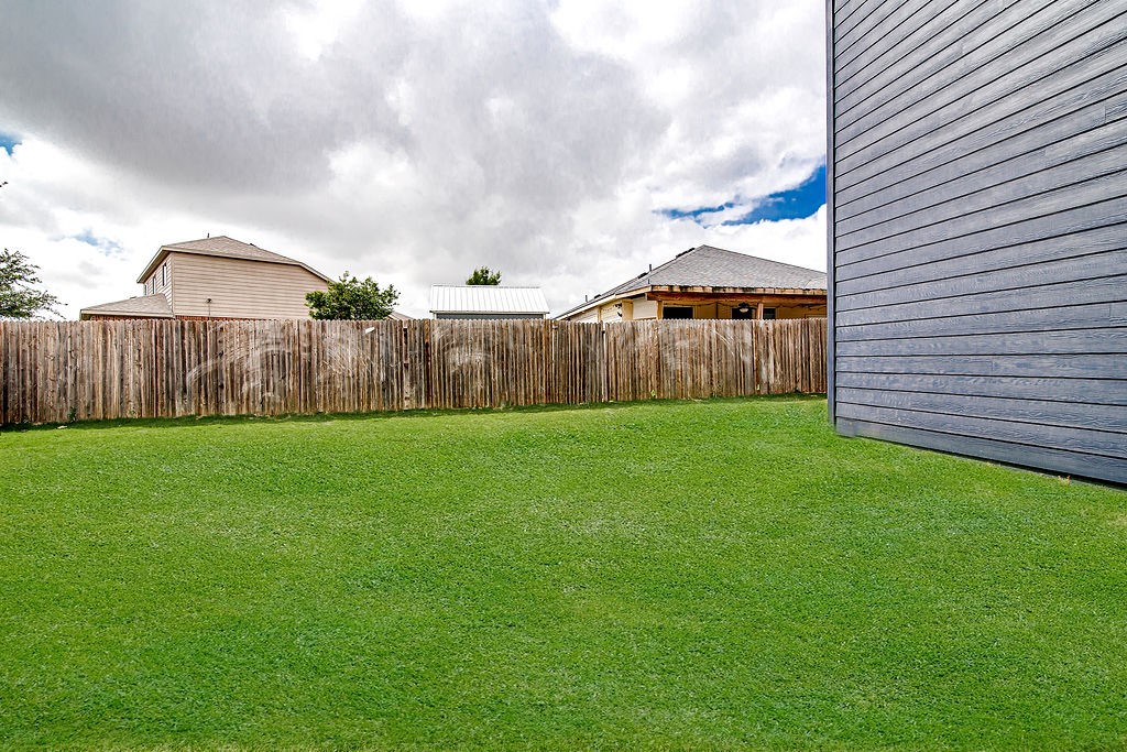 620 Alameda Road Azle TX 76020