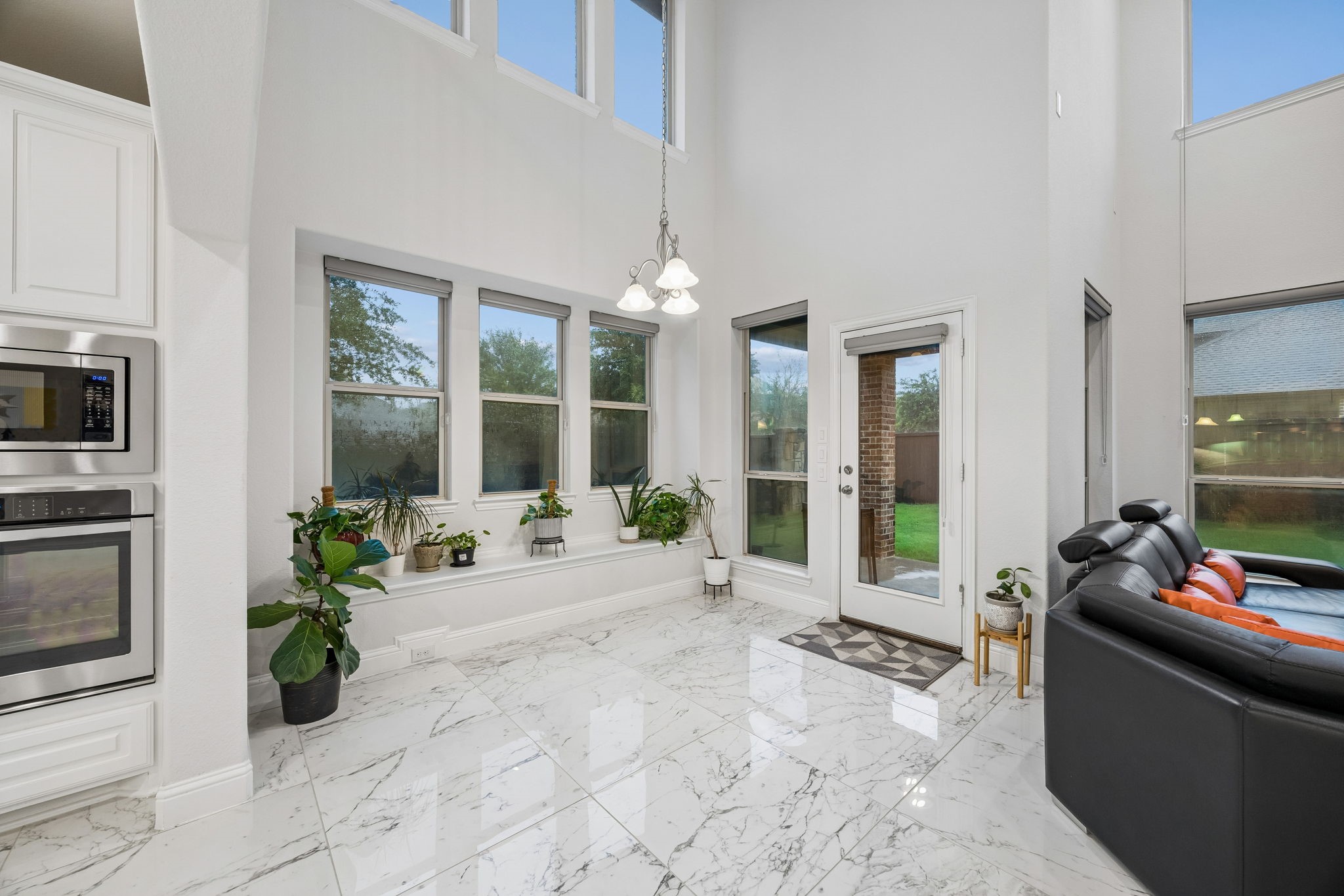 501 Winehart Street Lewisville TX 75056