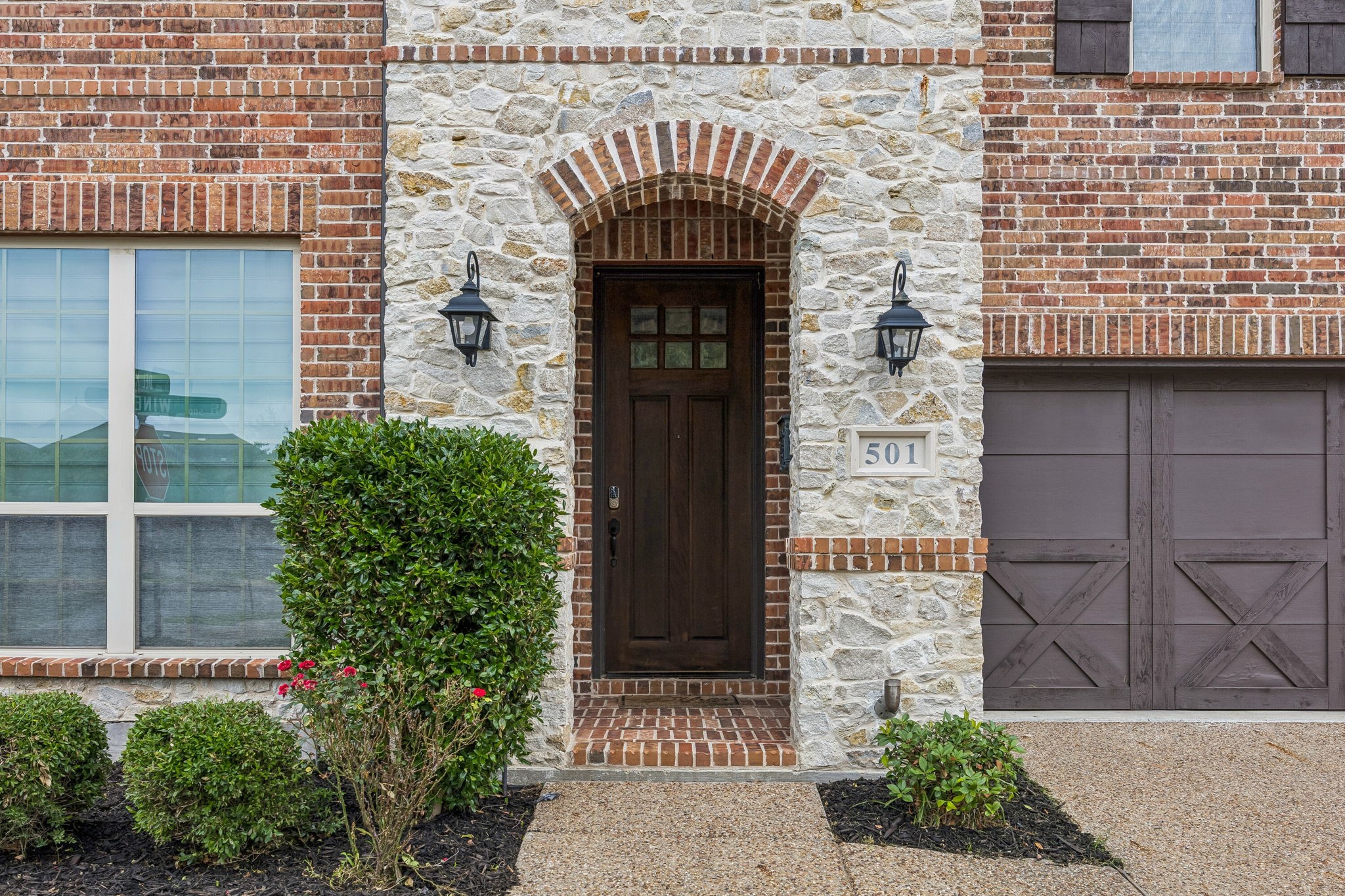 501 Winehart Street Lewisville TX 75056