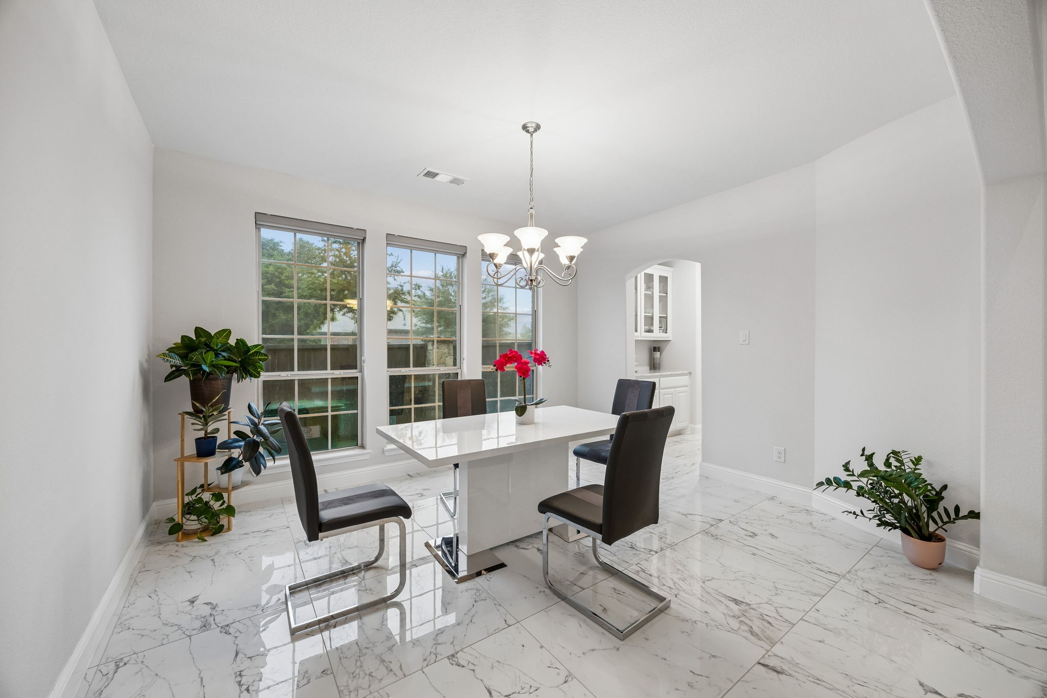 501 Winehart Street Lewisville TX 75056