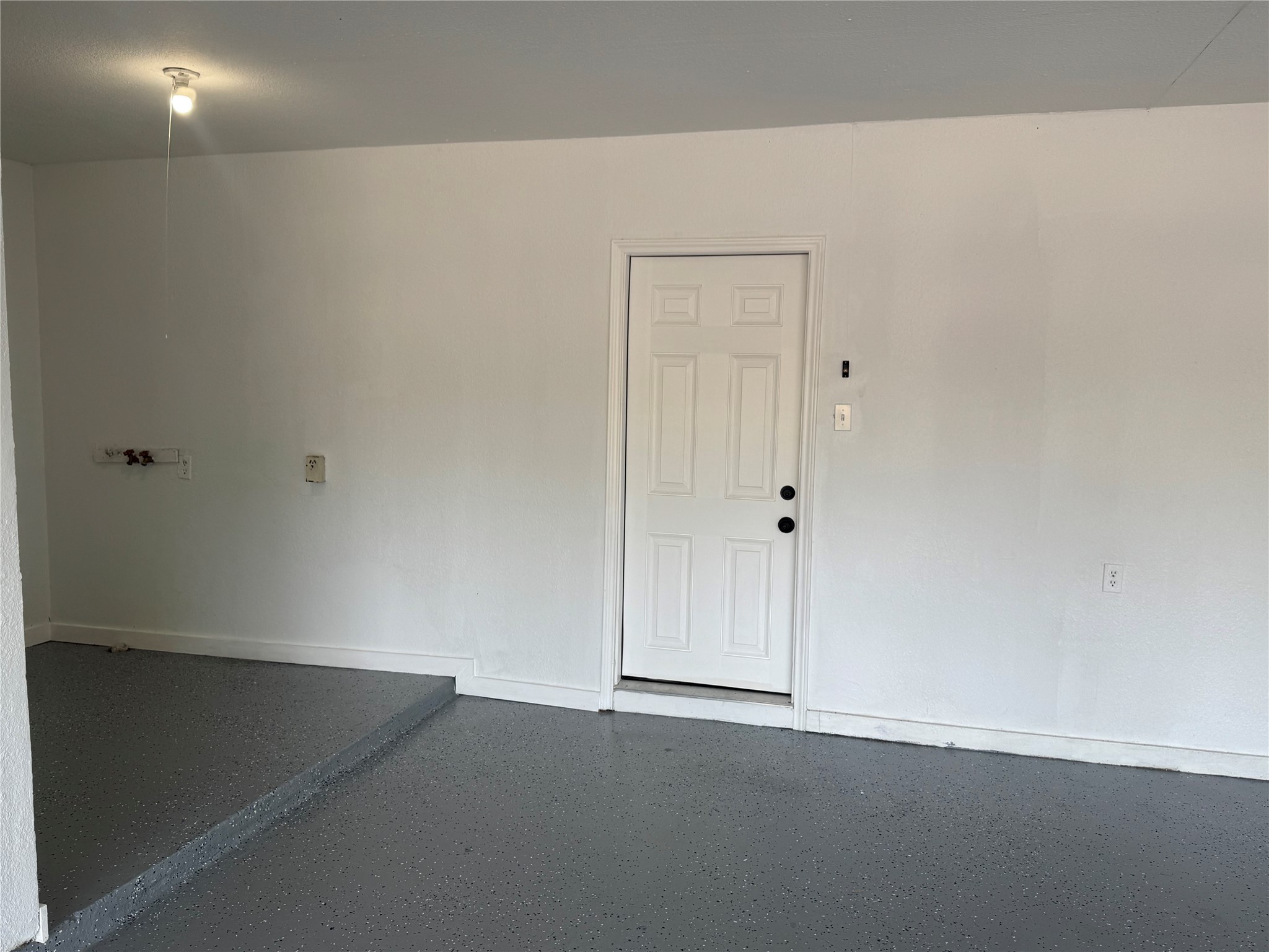 5812 Mccart Avenue Fort Worth TX 76133