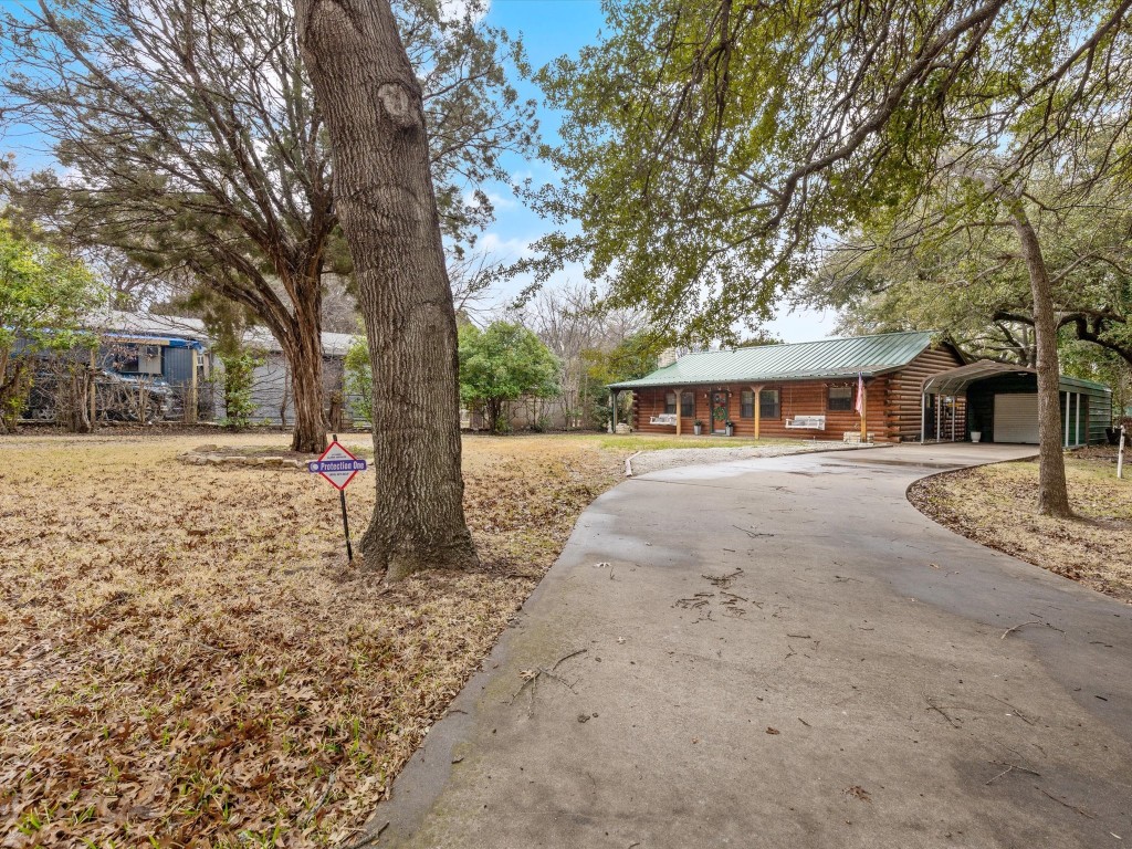 3810 Pawnee Court Granbury TX 76048