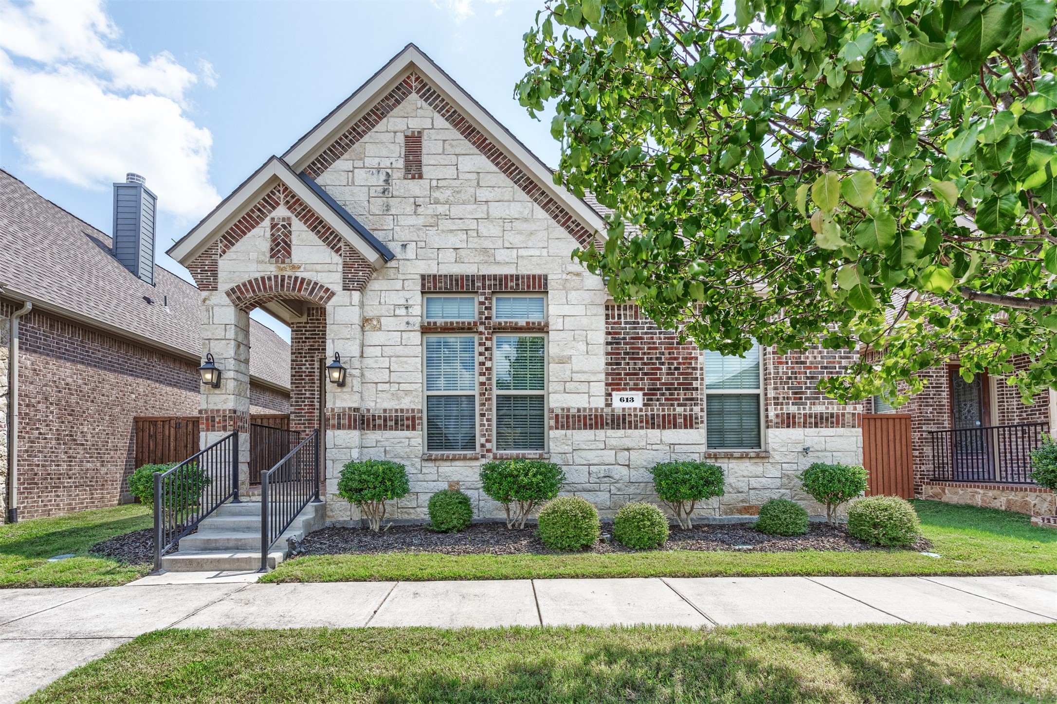 613 Enfield Drive Frisco TX 75036