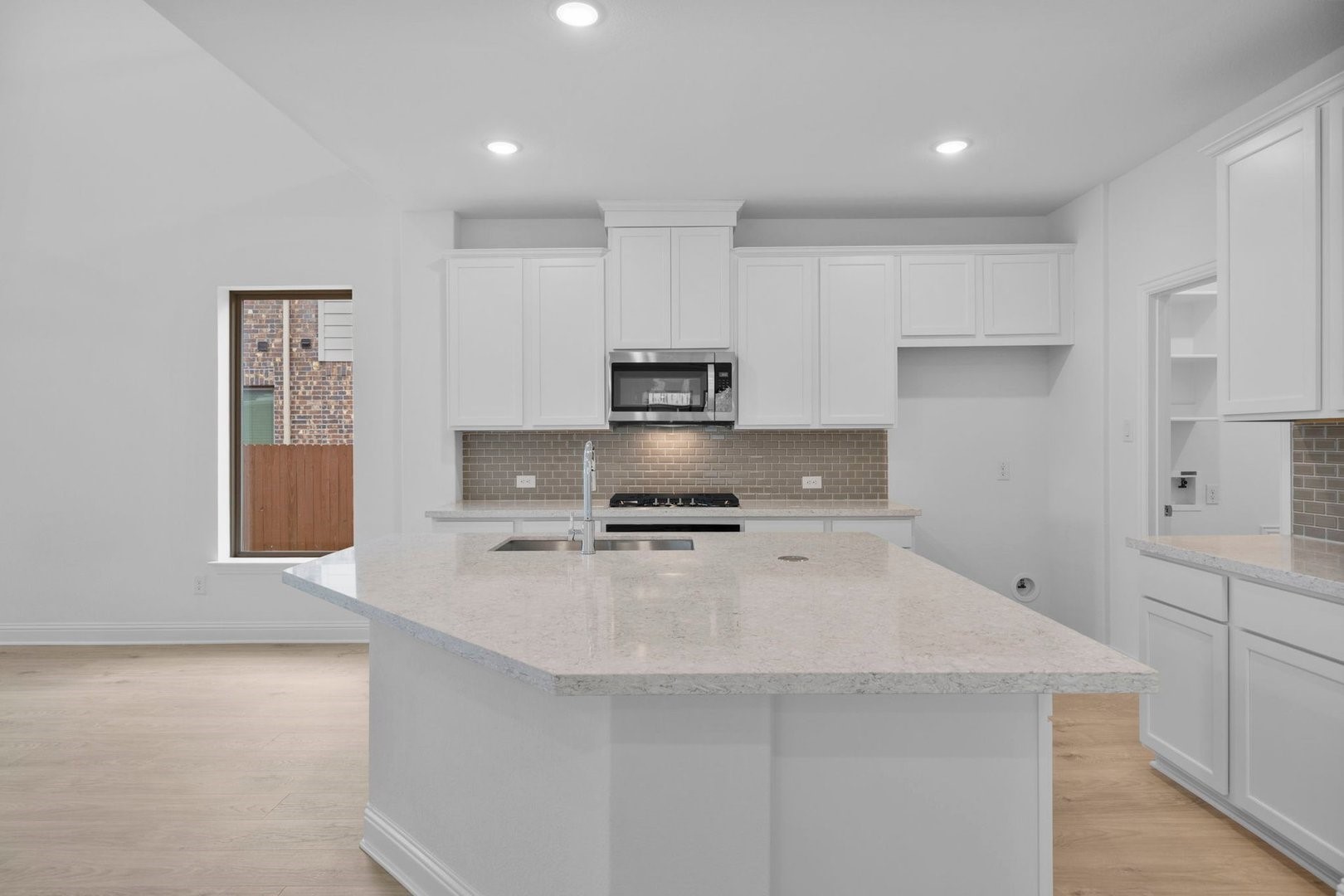 3918 Summerfield Drive Heartland TX 75114
