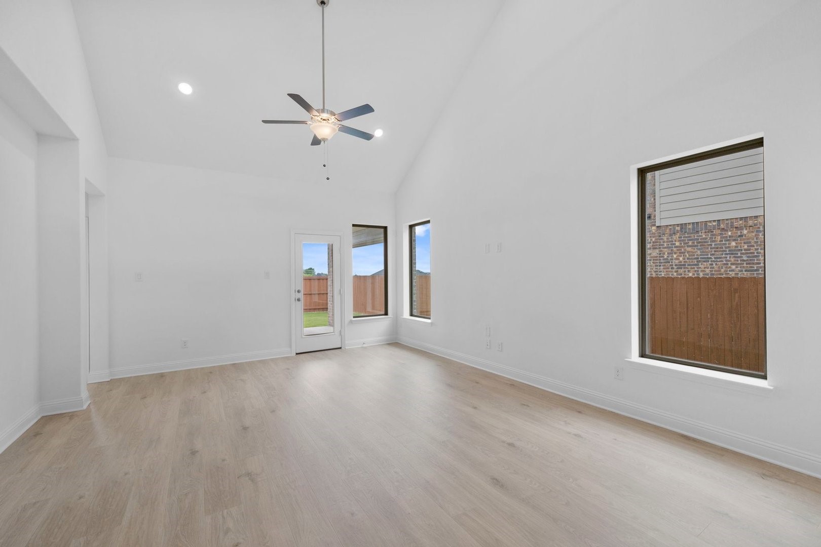 3918 Summerfield Drive Heartland TX 75114