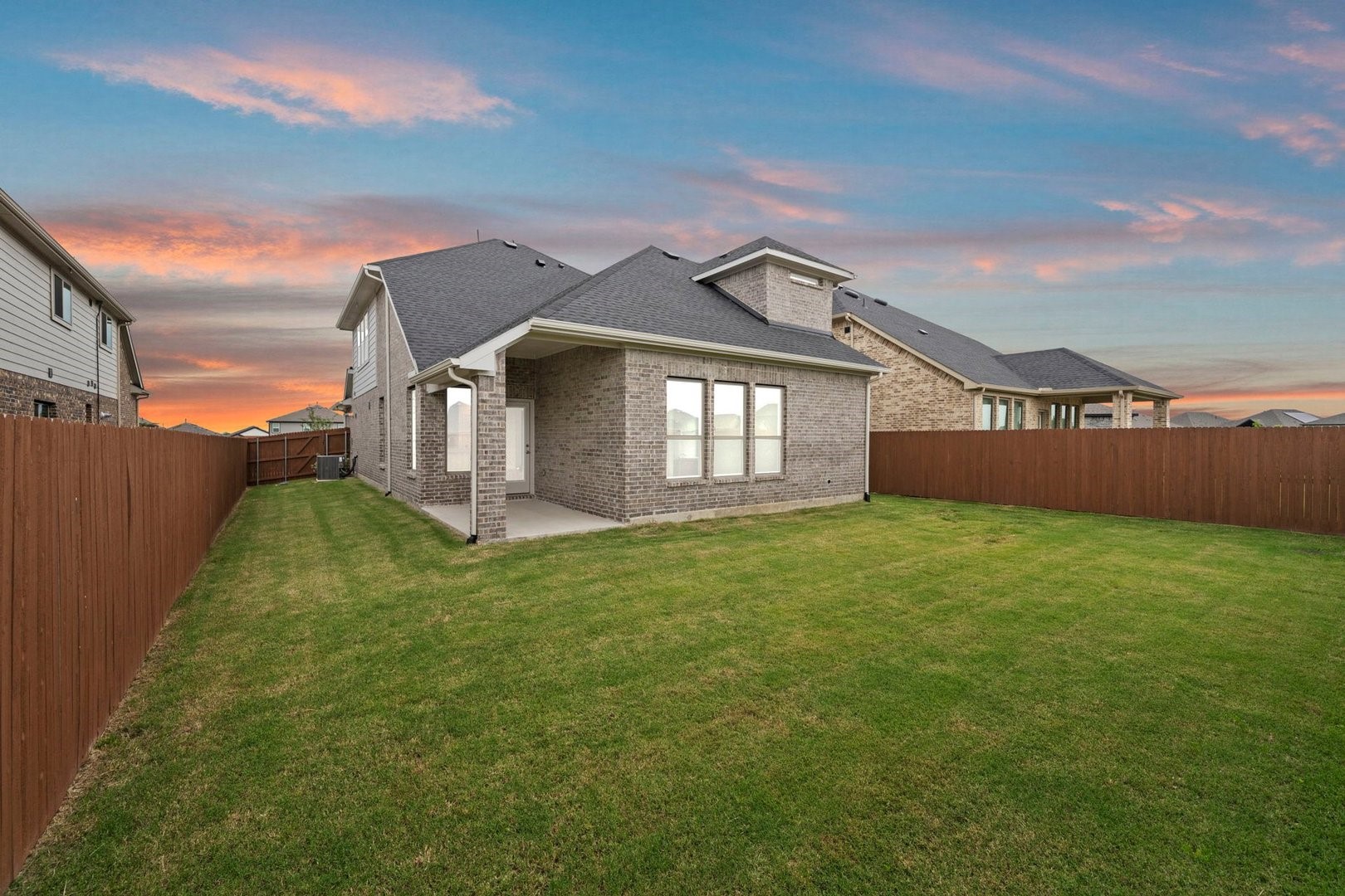 3918 Summerfield Drive Heartland TX 75114