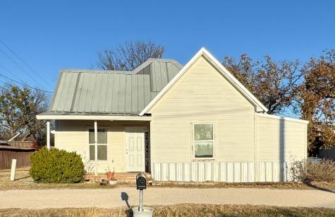 705 Avenue A Cisco TX 76437