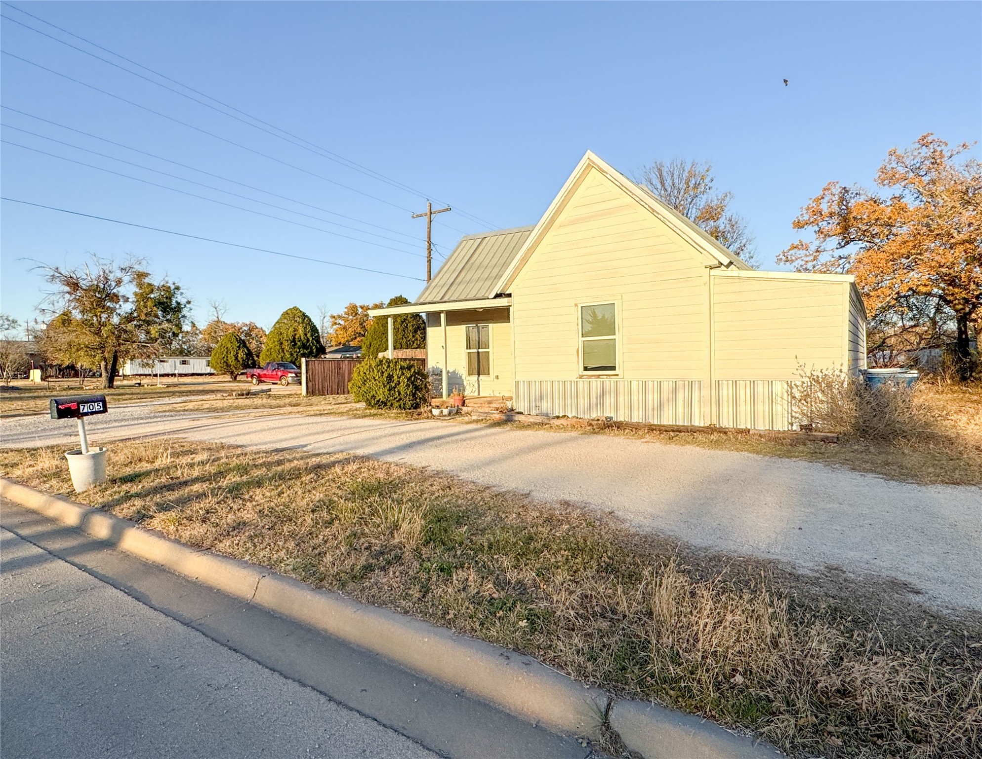 705 Avenue A Cisco TX 76437