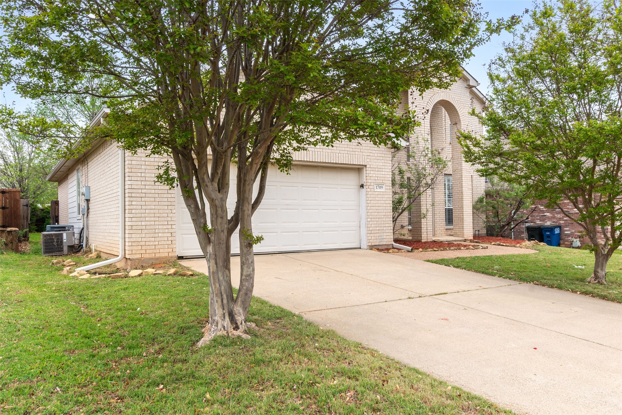 1709 Birch Lane Corinth TX 76210