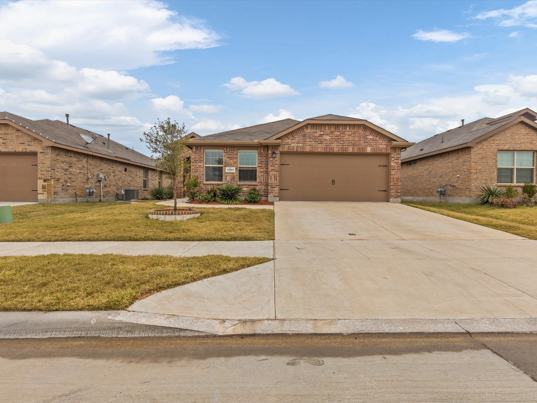 2205 Sadlers Creek Lane Fort Worth TX 76108
