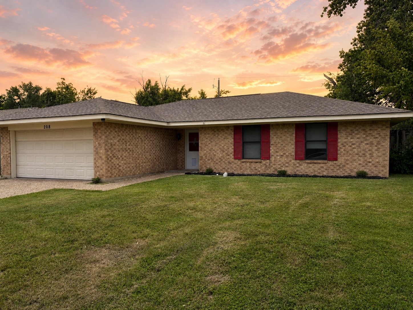 208 Gladstone Avenue Corsicana TX 75110