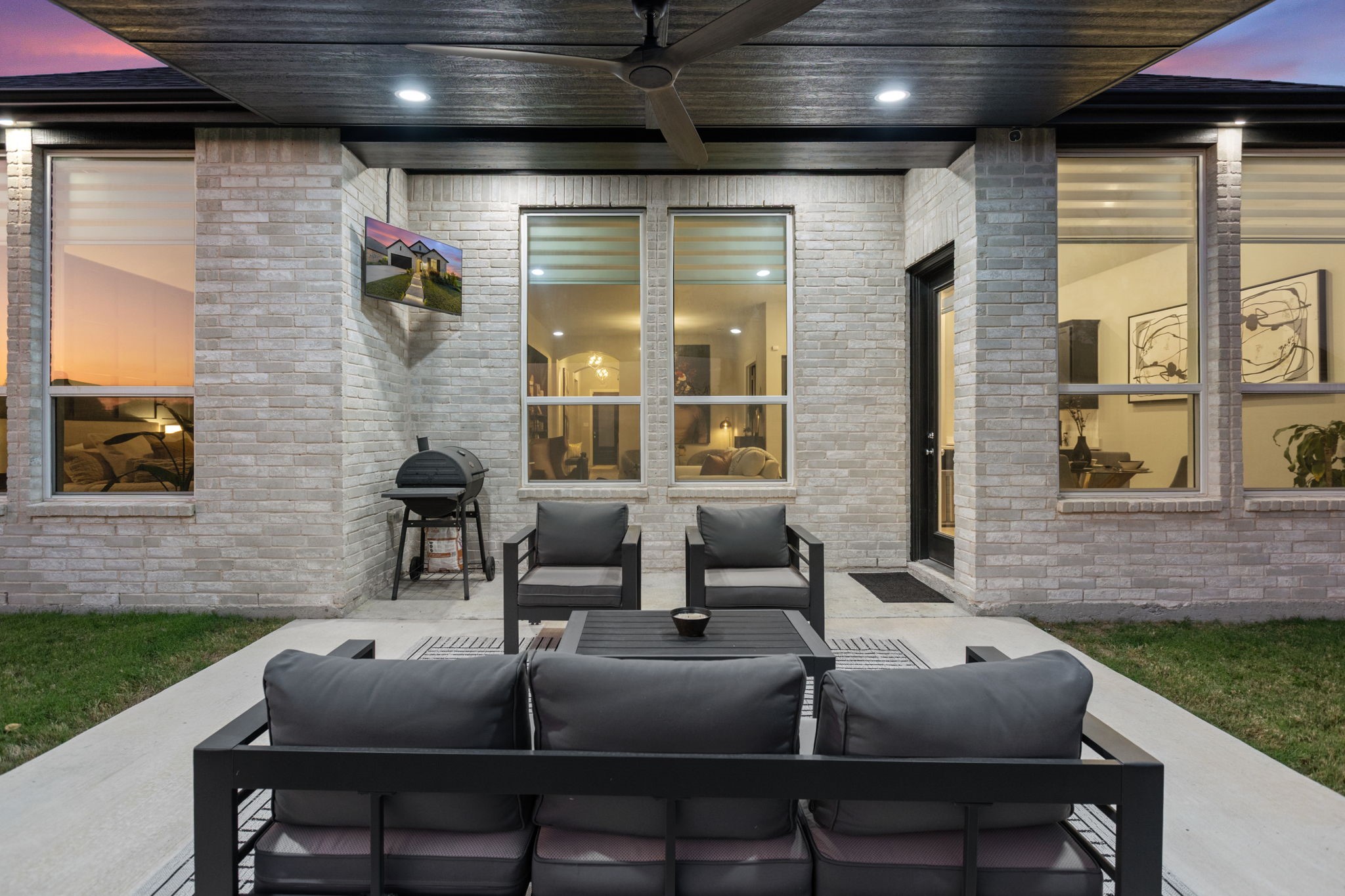 1725 Mcdougall Creek Van Alstyne TX 75495