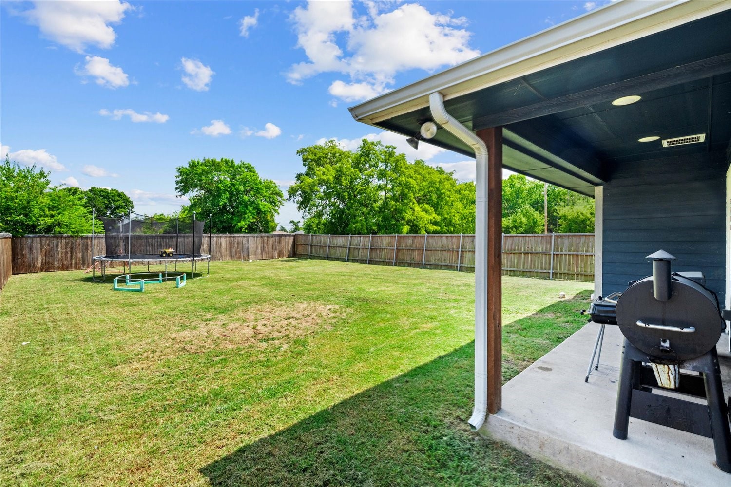 408 S Cedar Street Leonard TX 75452