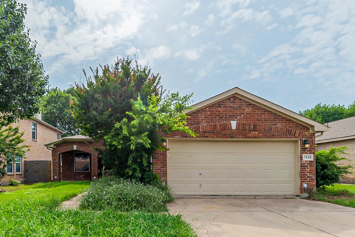 7536 Rock Garden Trail Fort Worth TX 76123