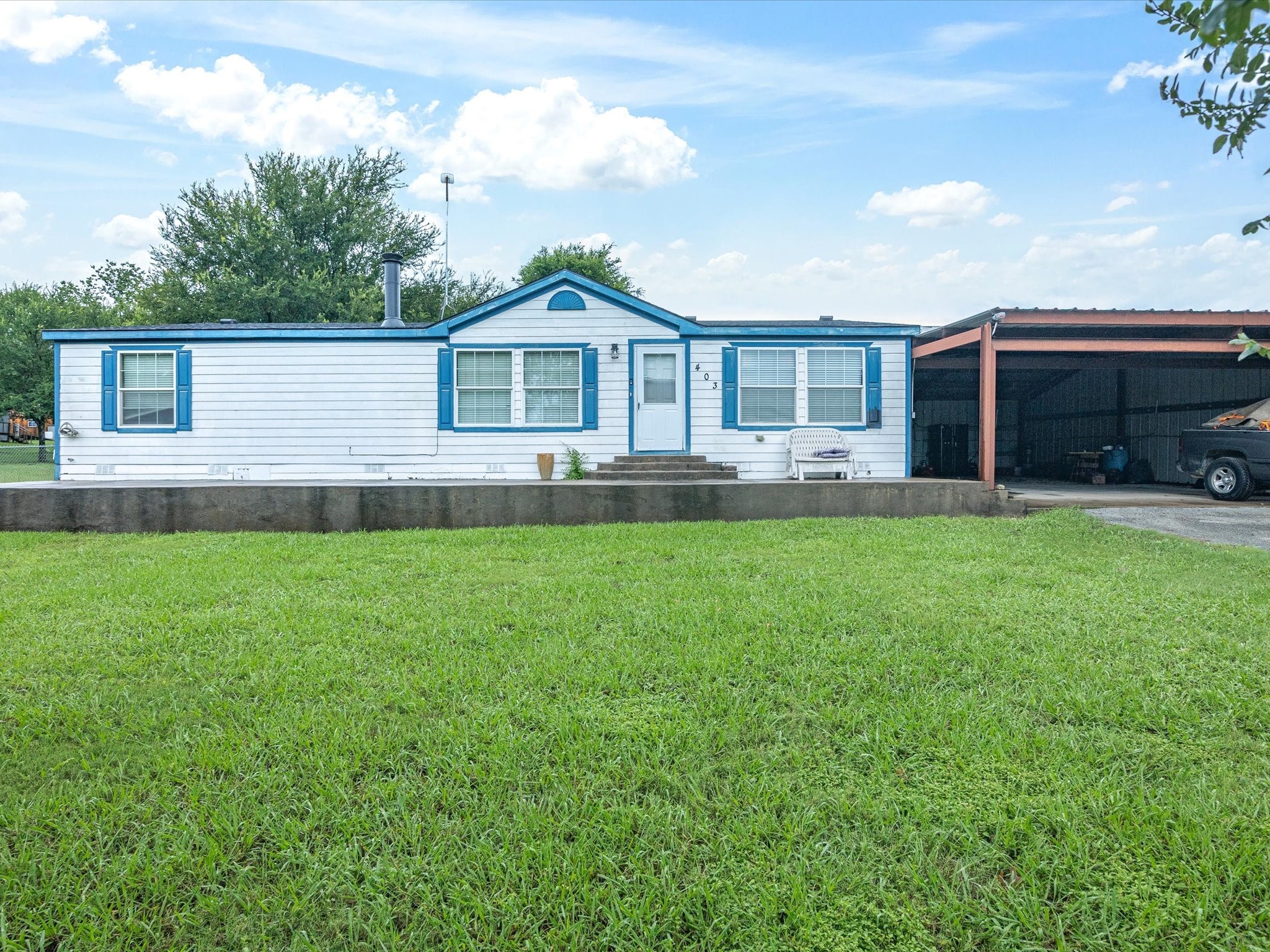 403 SE County Road 3048c Corsicana TX 75109