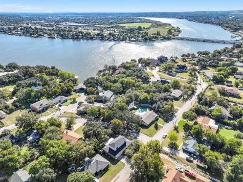 407 Torrey Street Granbury TX 76048