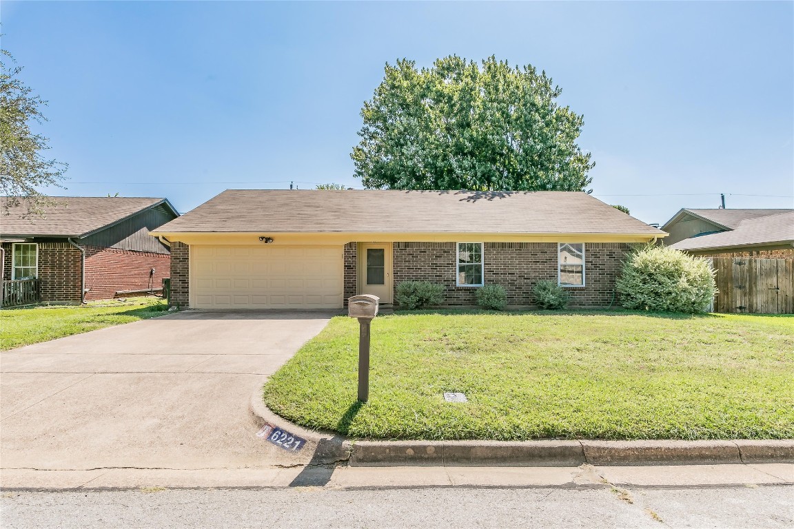 6221 Hott Springs Drive Arlington TX 76001