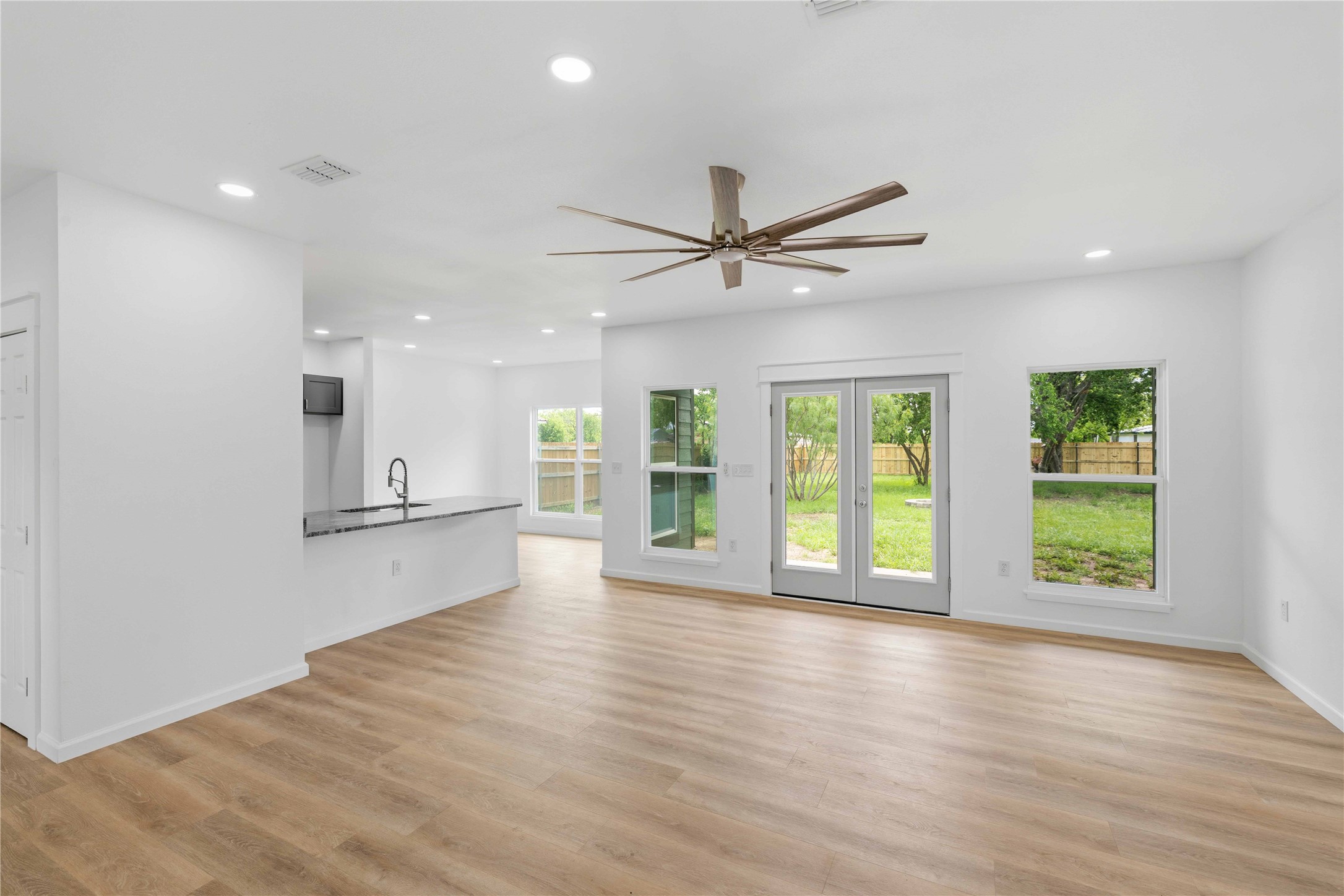 2905 Hemphill Street Brownwood TX 76801