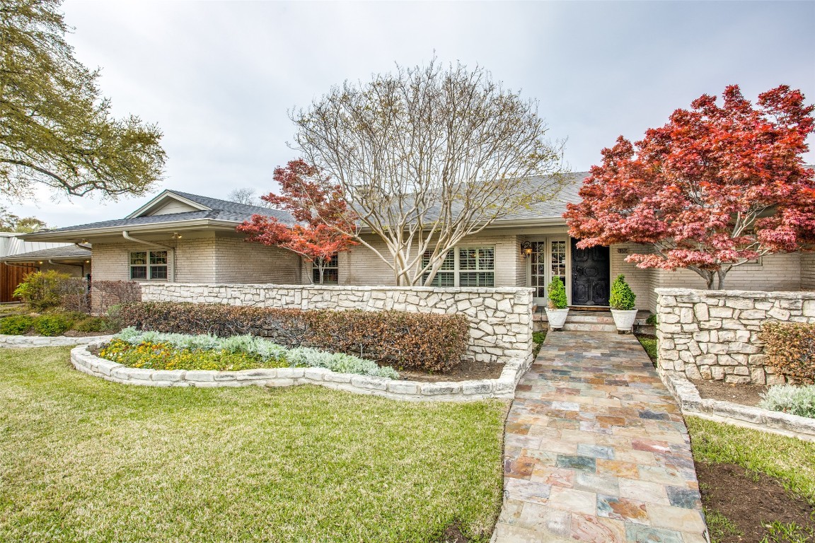 11256 Russwood Circle Dallas TX 75229