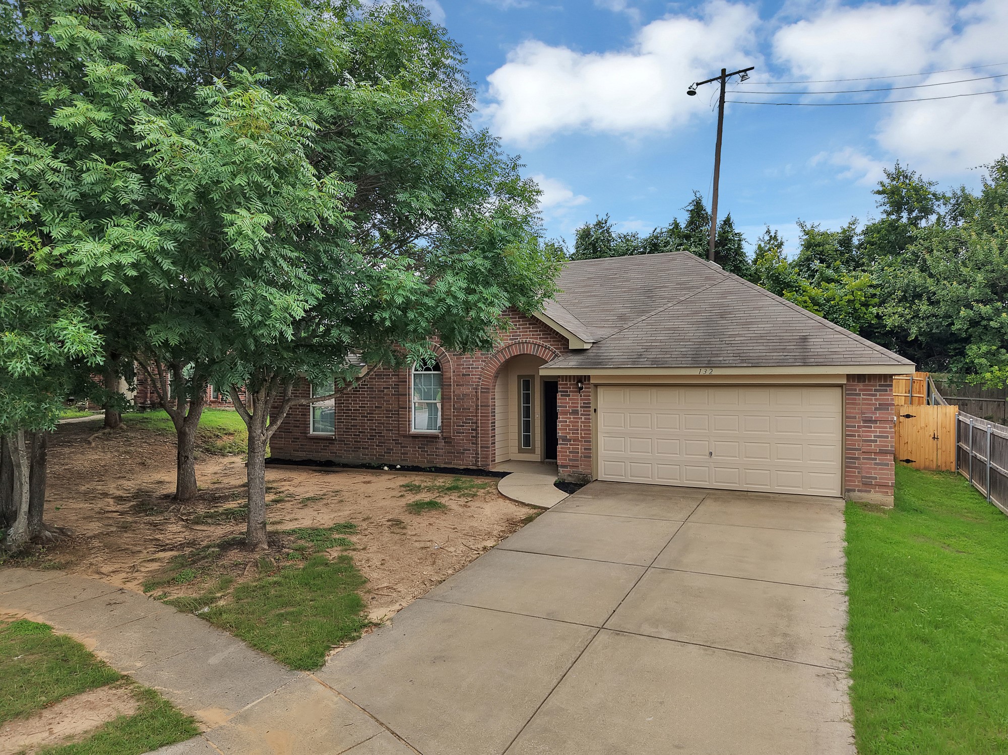 132 Parkwood Court Azle TX 76020