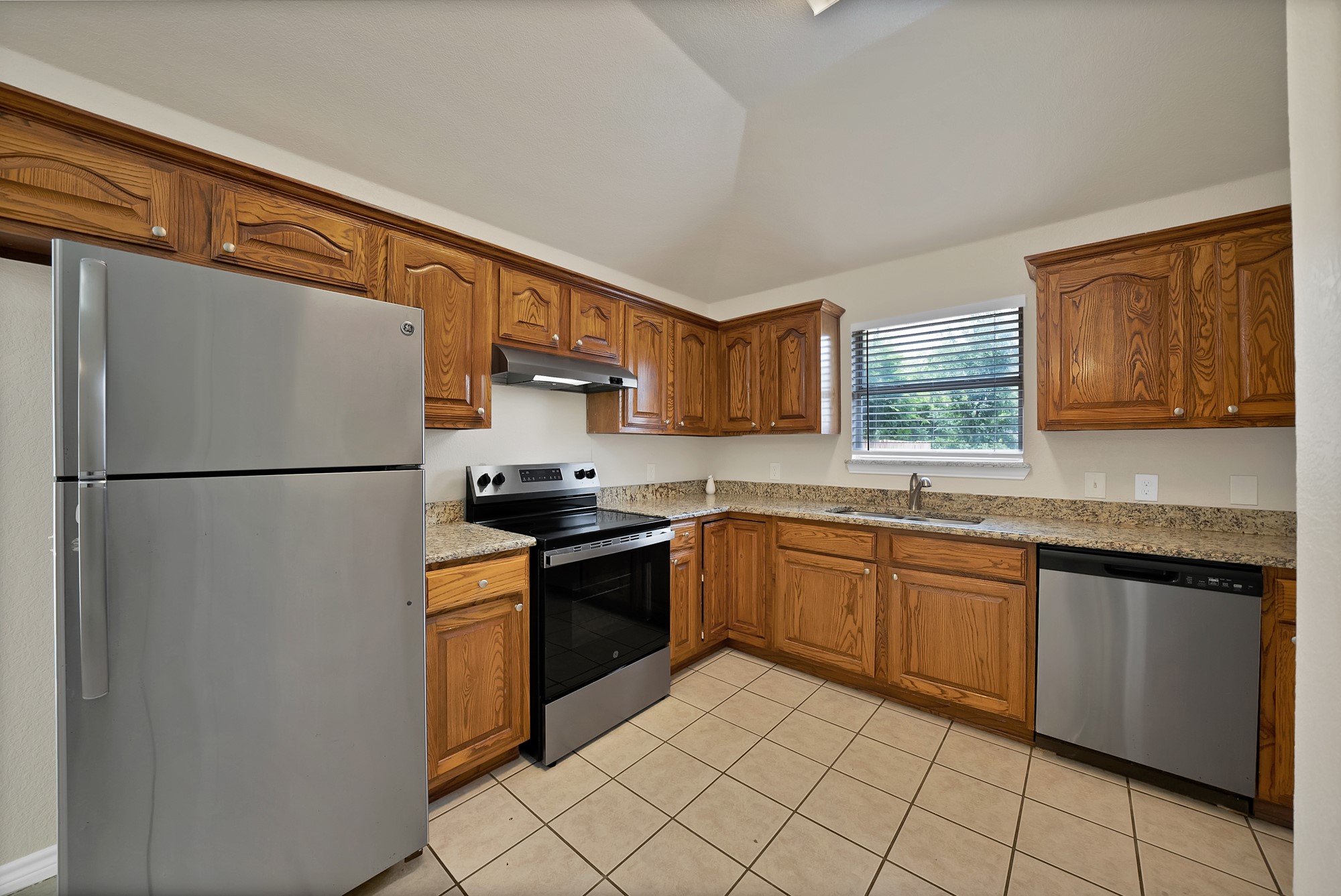 132 Parkwood Court Azle TX 76020