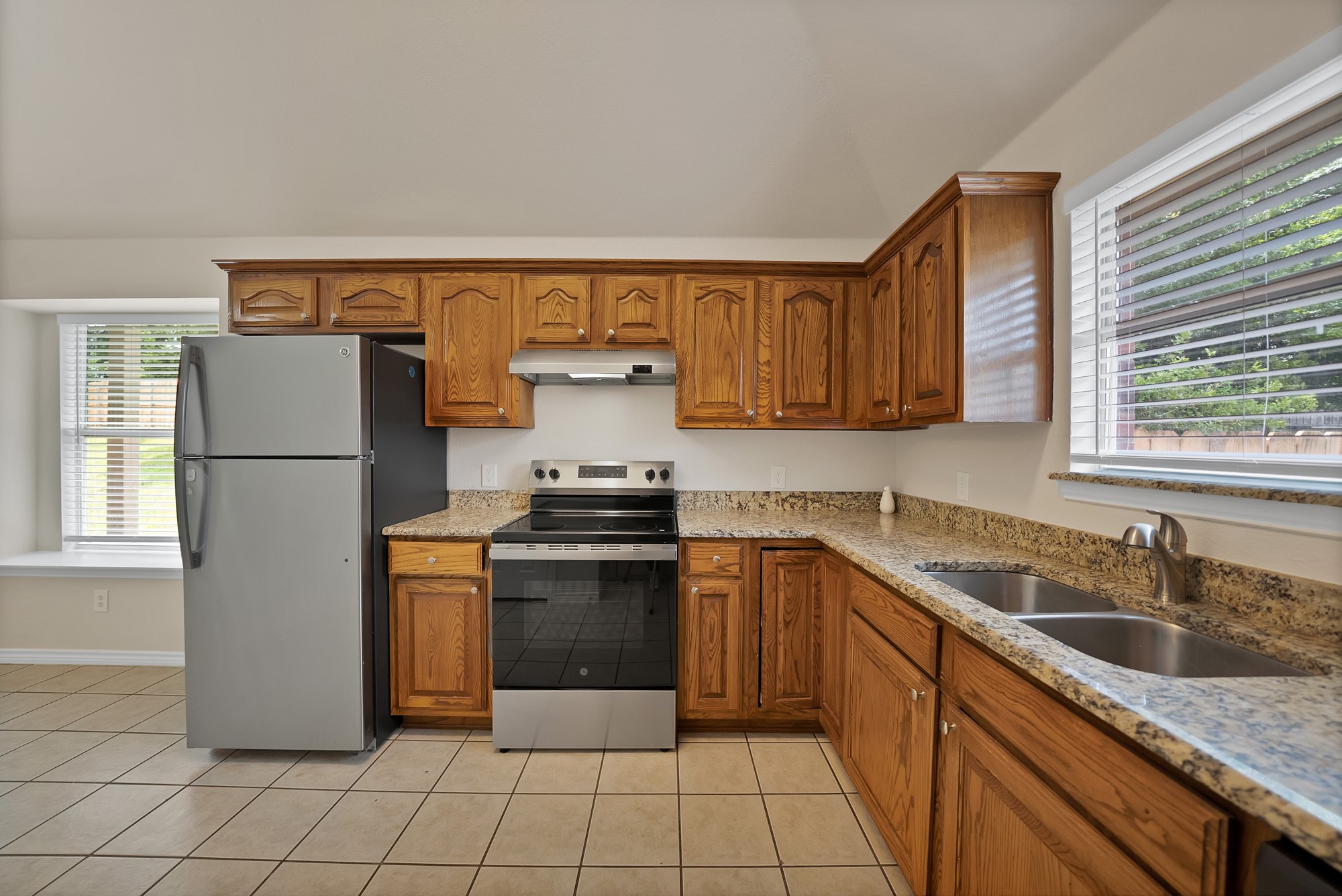 132 Parkwood Court Azle TX 76020