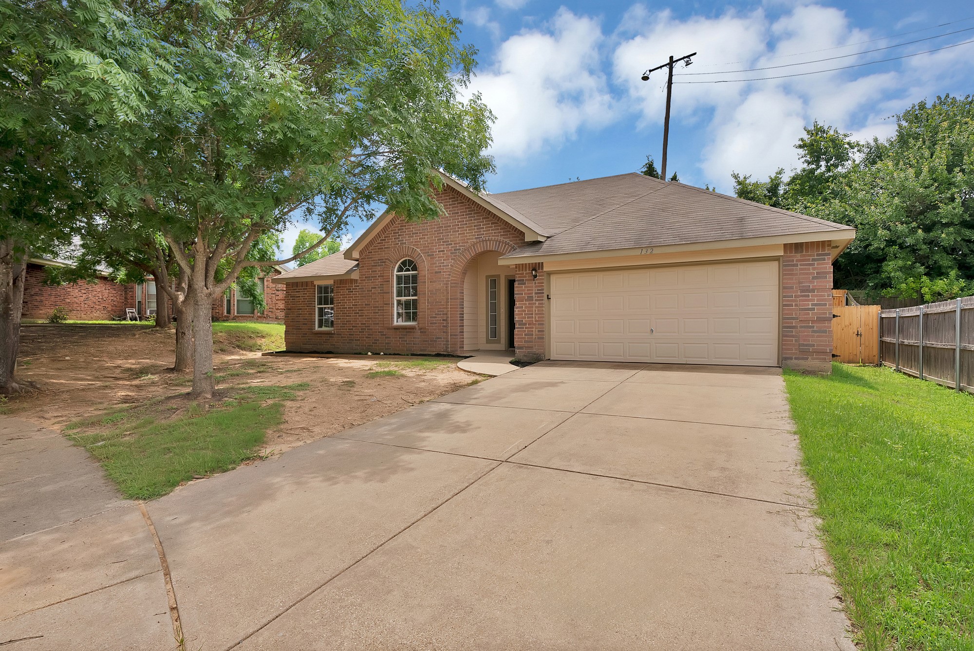 132 Parkwood Court Azle TX 76020