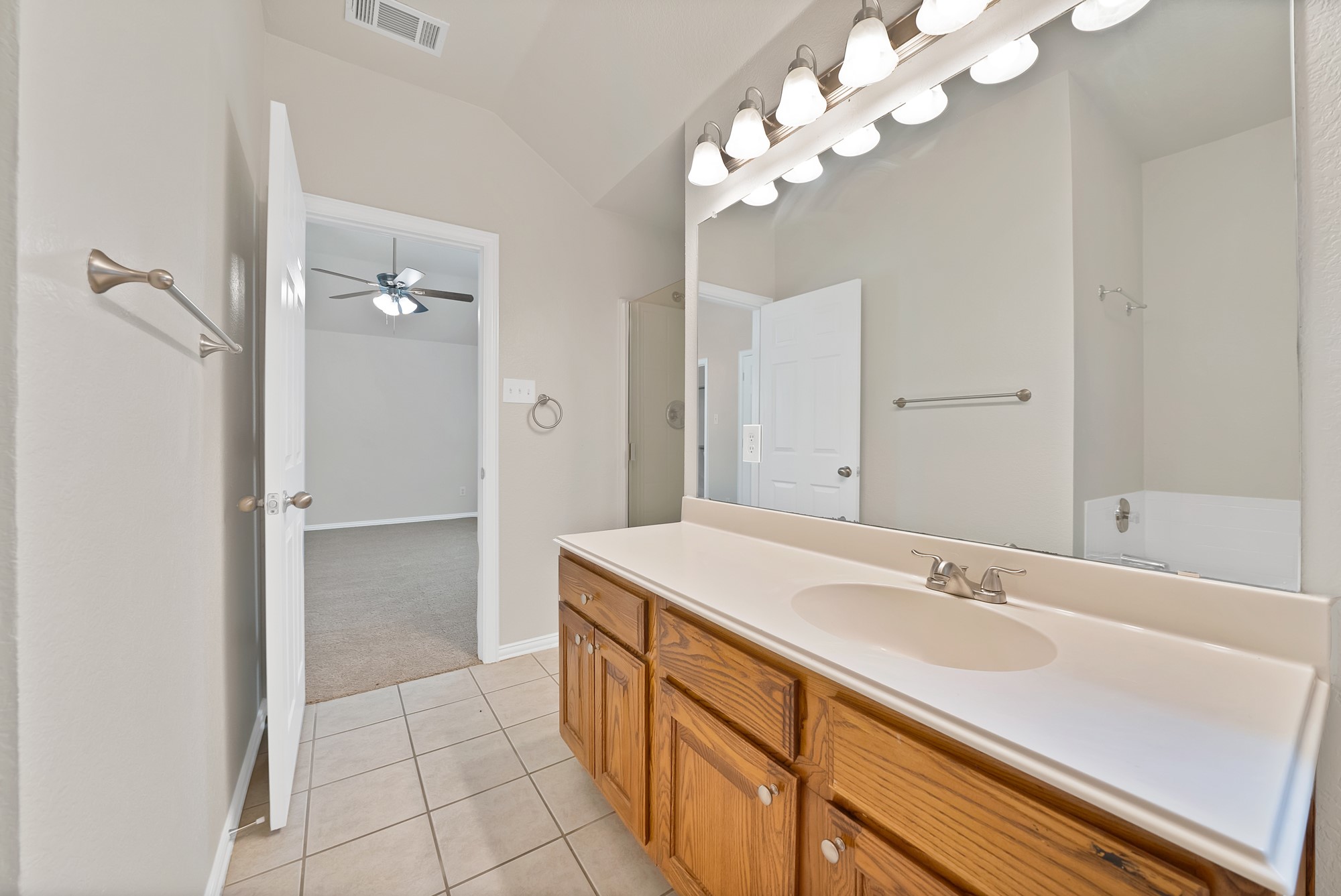 132 Parkwood Court Azle TX 76020