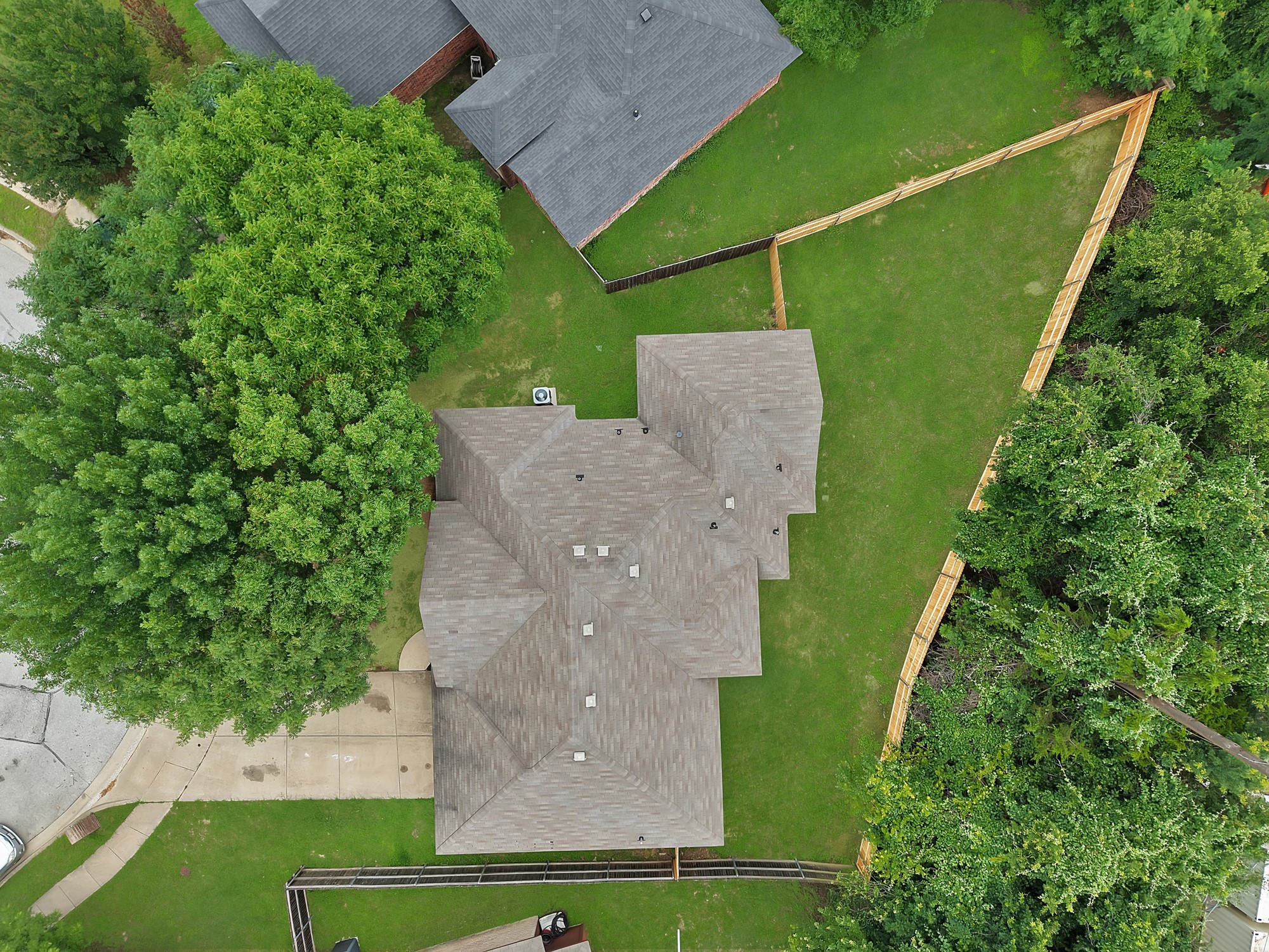 132 Parkwood Court Azle TX 76020