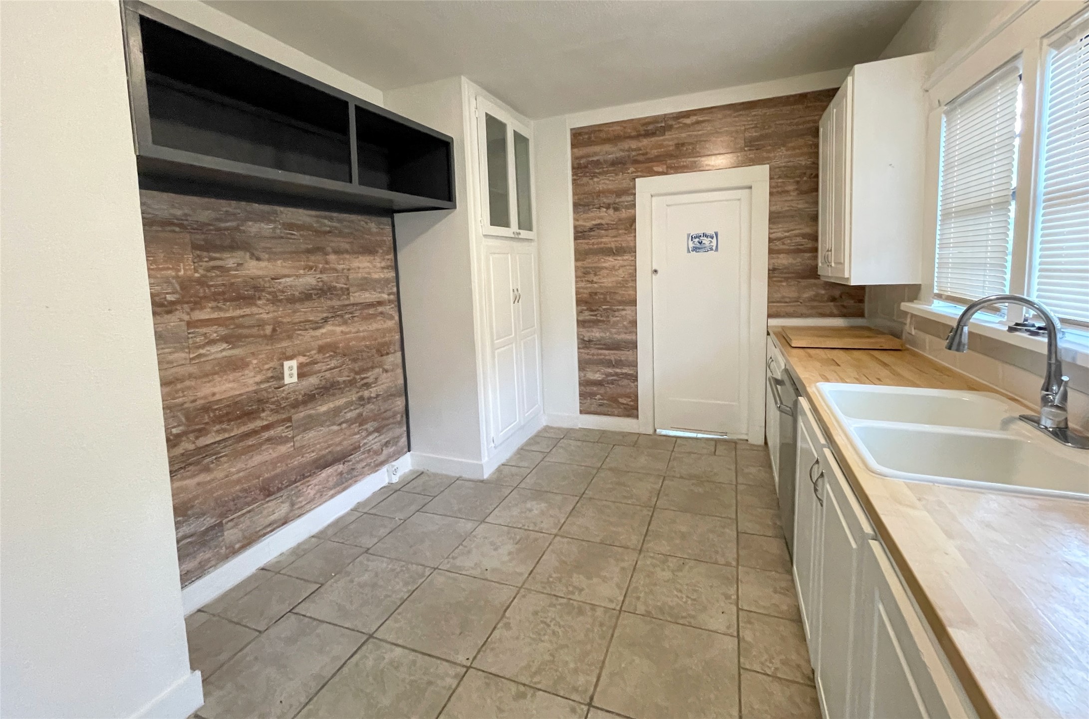 613 NW 5th Street Mineral Wells TX 76067