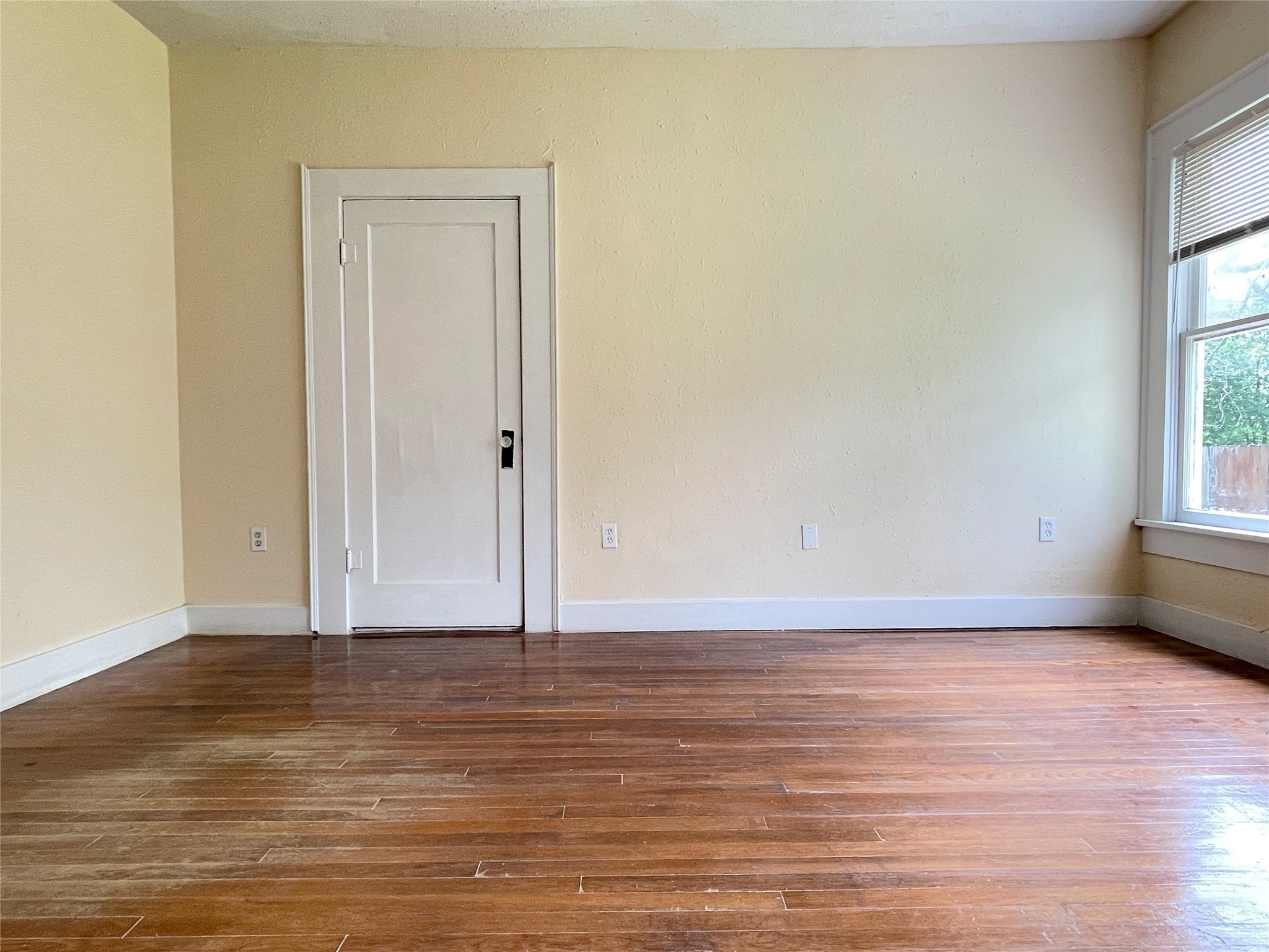 613 NW 5th Street Mineral Wells TX 76067