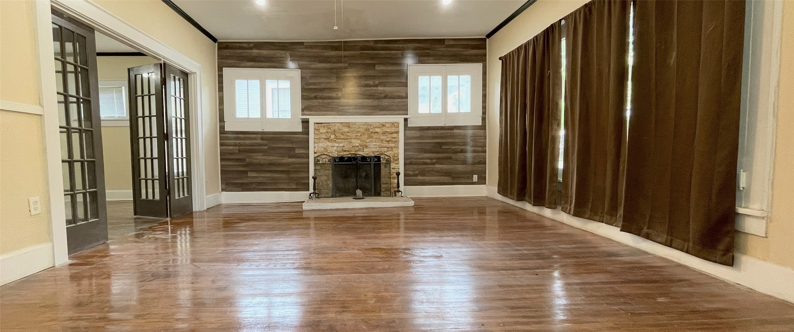 613 NW 5th Street Mineral Wells TX 76067