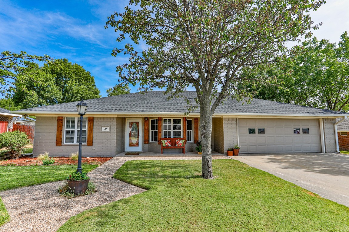 619 E 2nd Street Muenster TX 76252