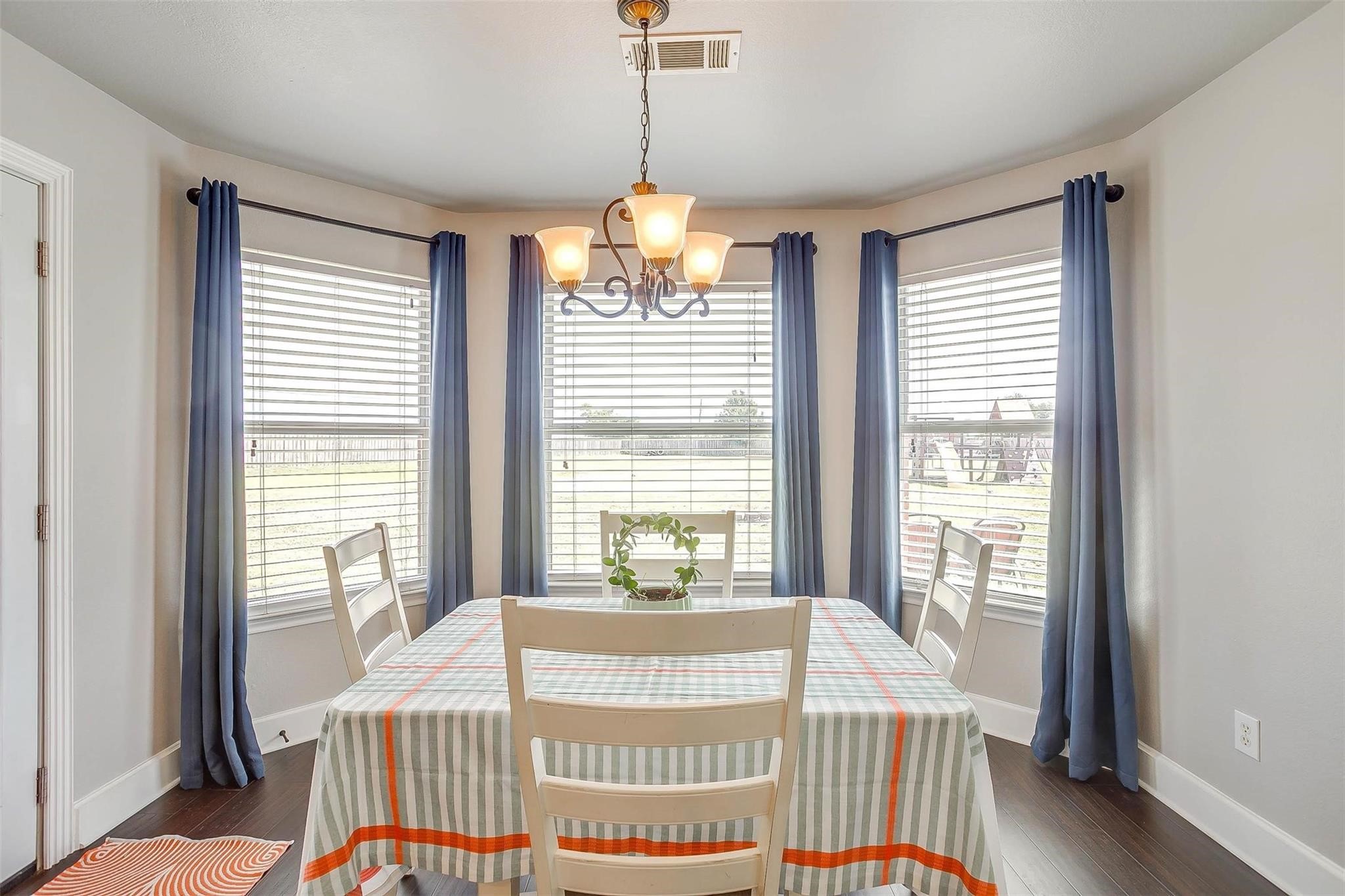 101 Springfield Lane Red Oak TX 75165