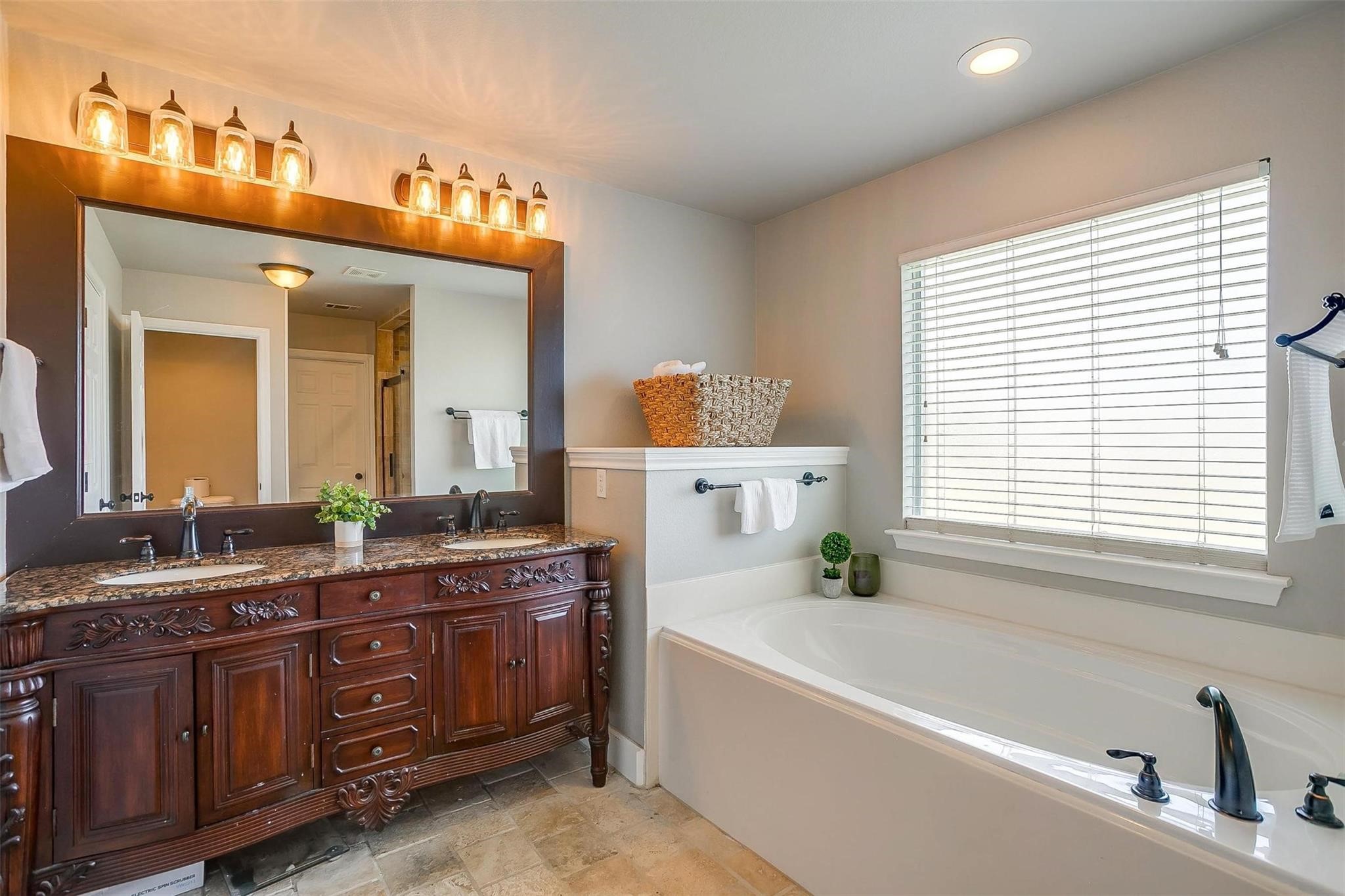 101 Springfield Lane Red Oak TX 75165