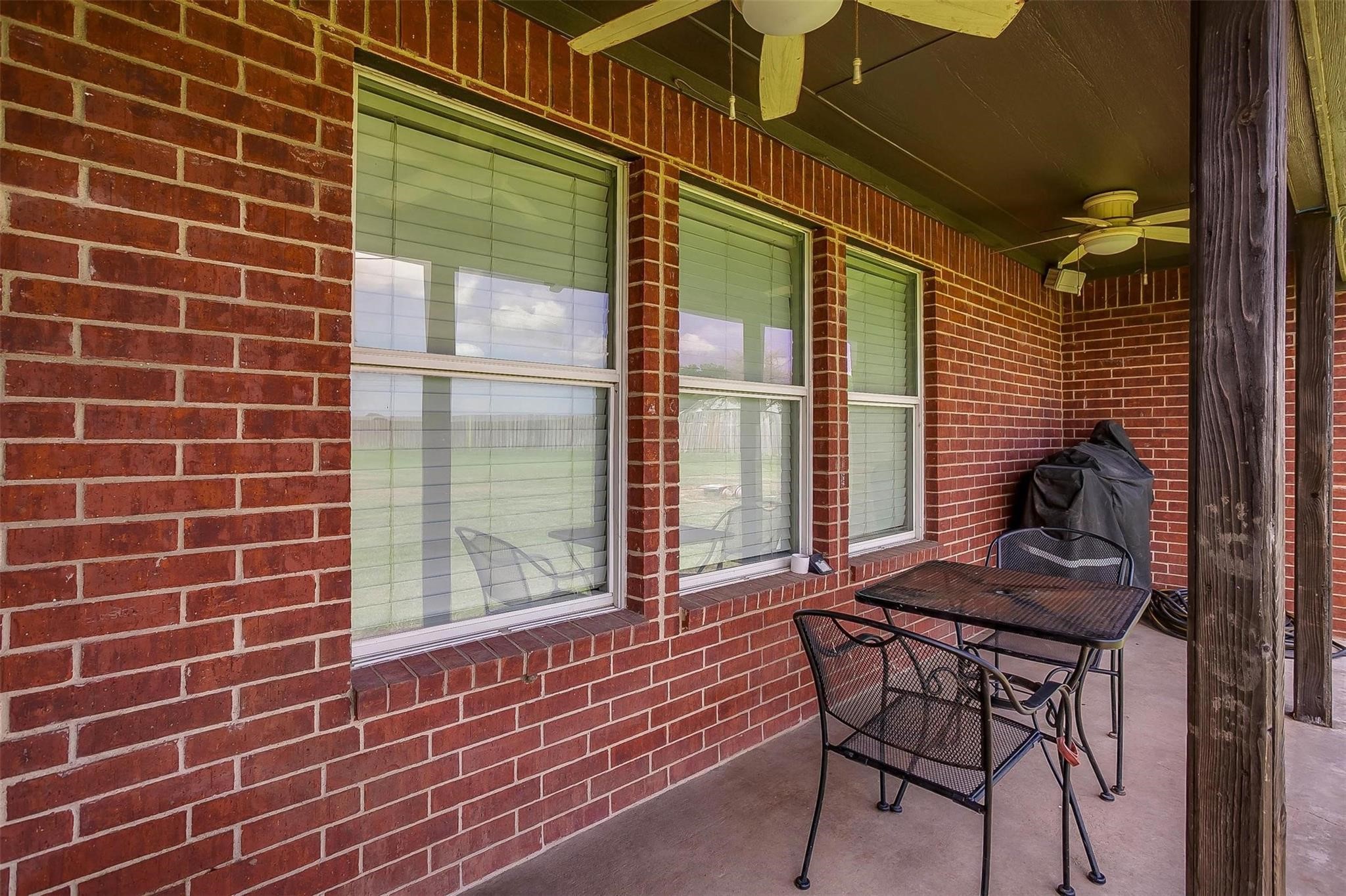 101 Springfield Lane Red Oak TX 75165