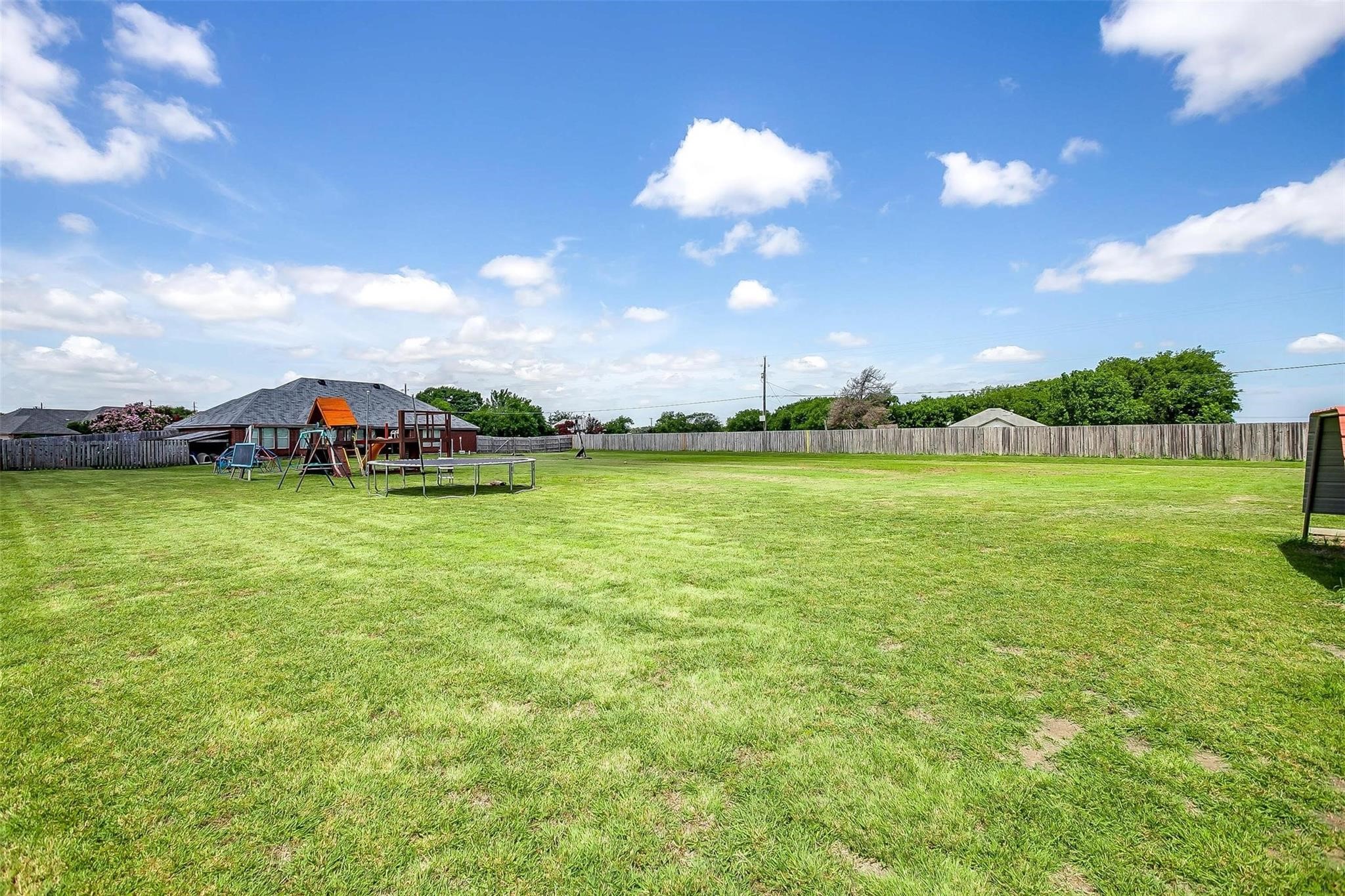 101 Springfield Lane Red Oak TX 75165