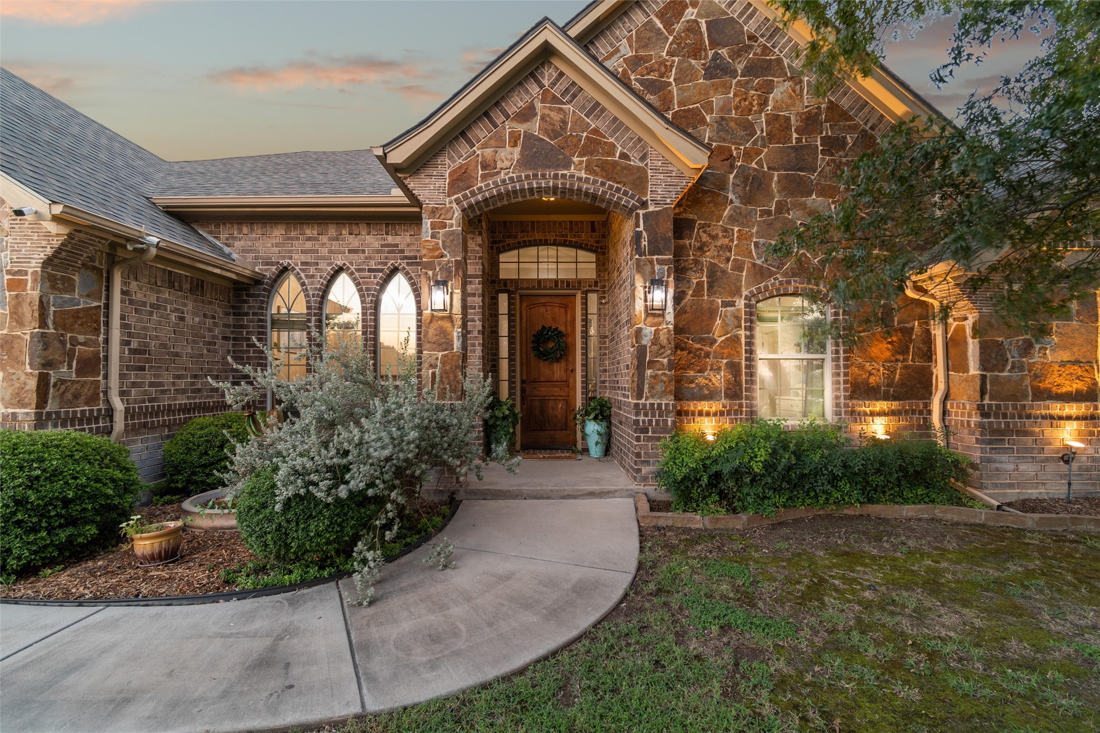 408 Sandridge Drive Weatherford TX 76085