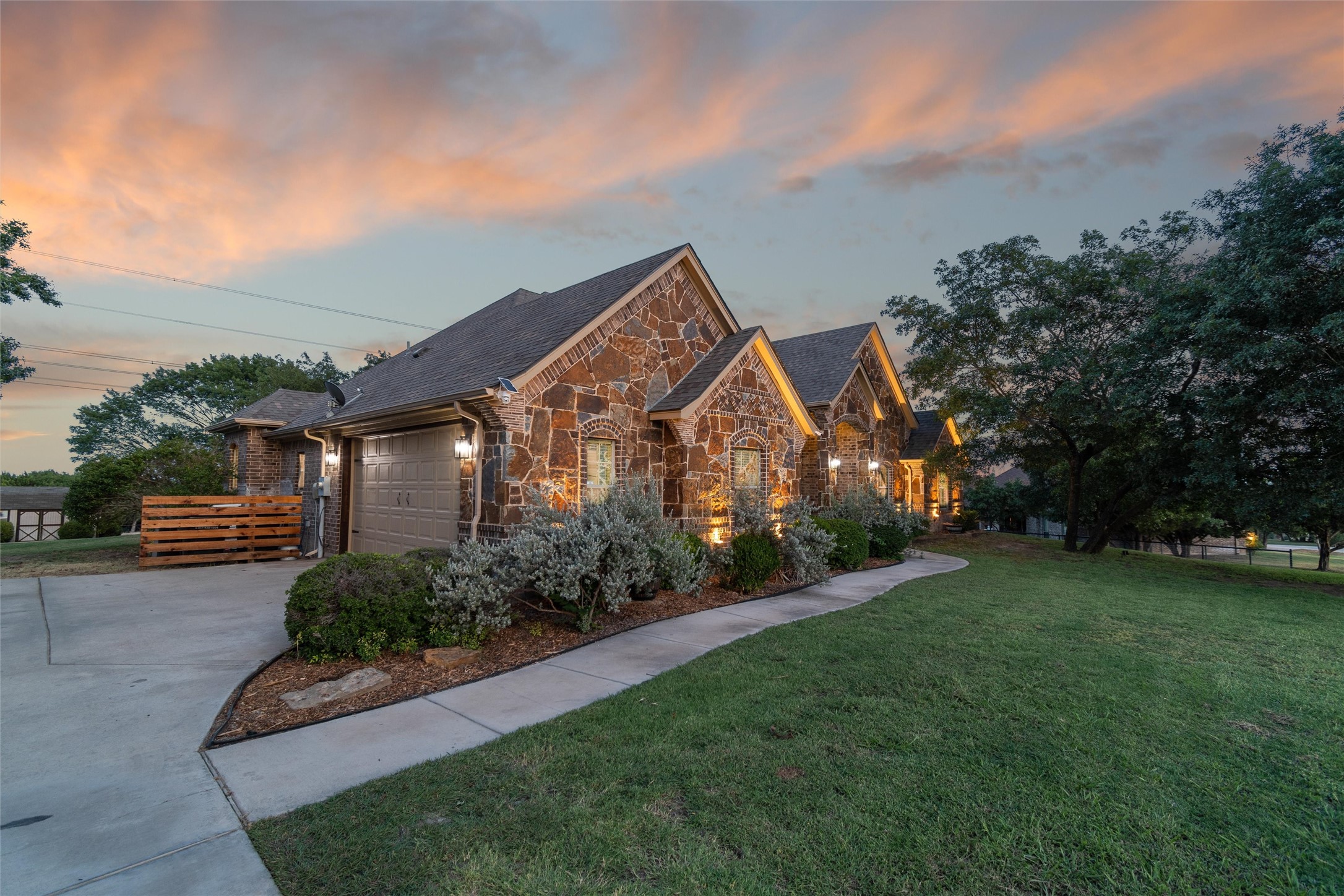 408 Sandridge Drive Weatherford TX 76085