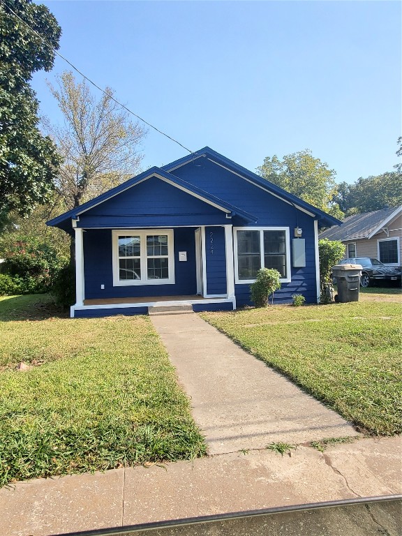 2224 Poplar Street Dallas TX 75215
