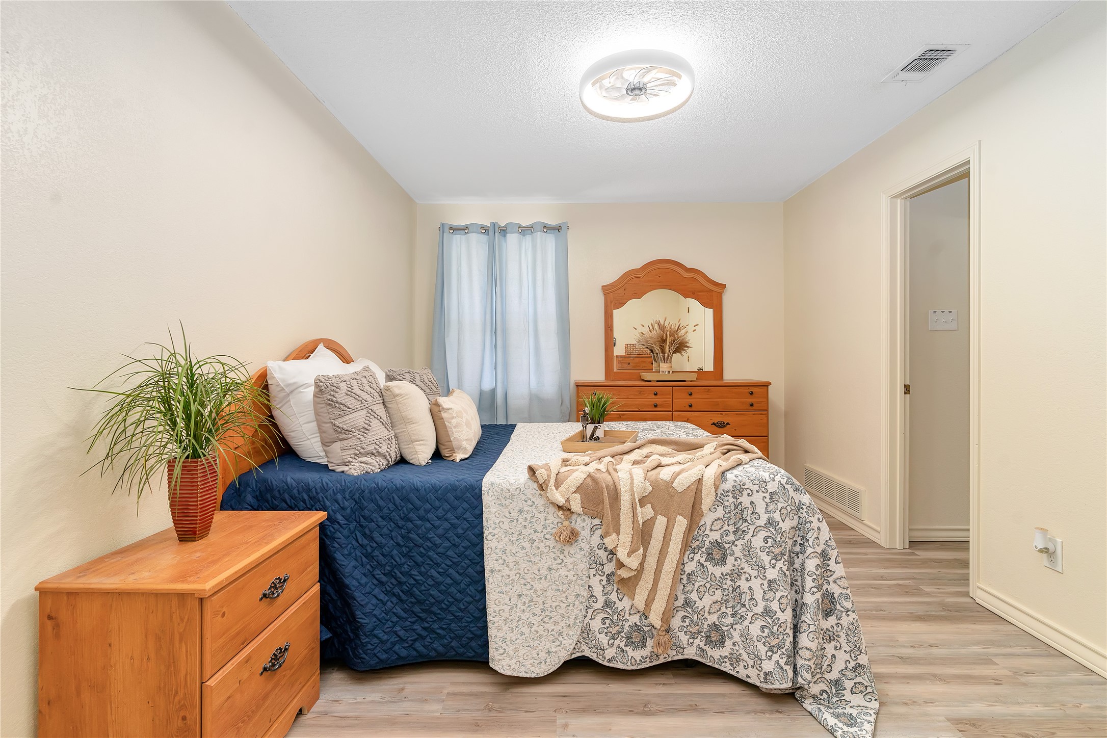 6212 Westover Drive Granbury TX 76049