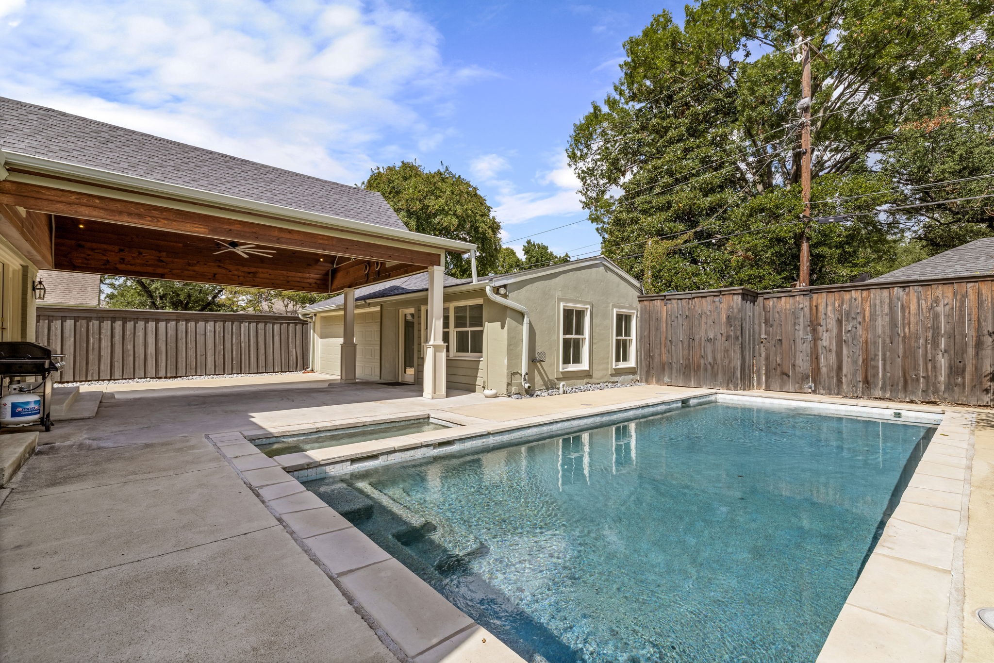 4684 S Versailles Avenue Highland Park TX 75209