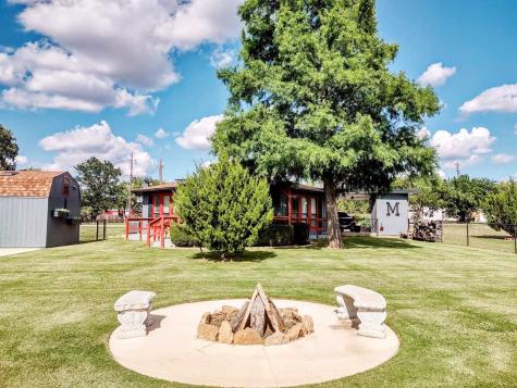 149 Bay Roc Lane Runaway Bay TX 76426