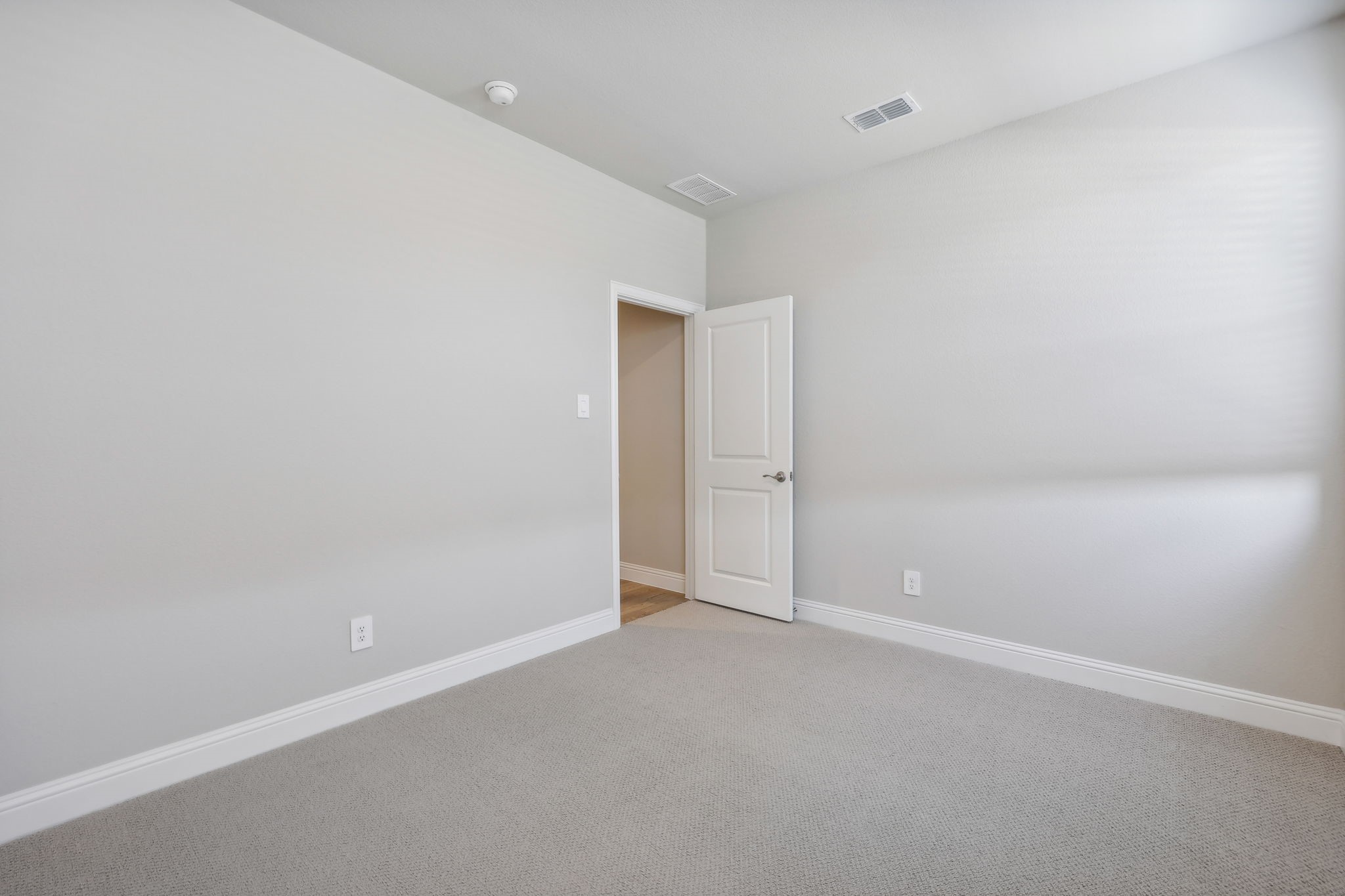 2761 Kobuk Drive Corinth TX 76210