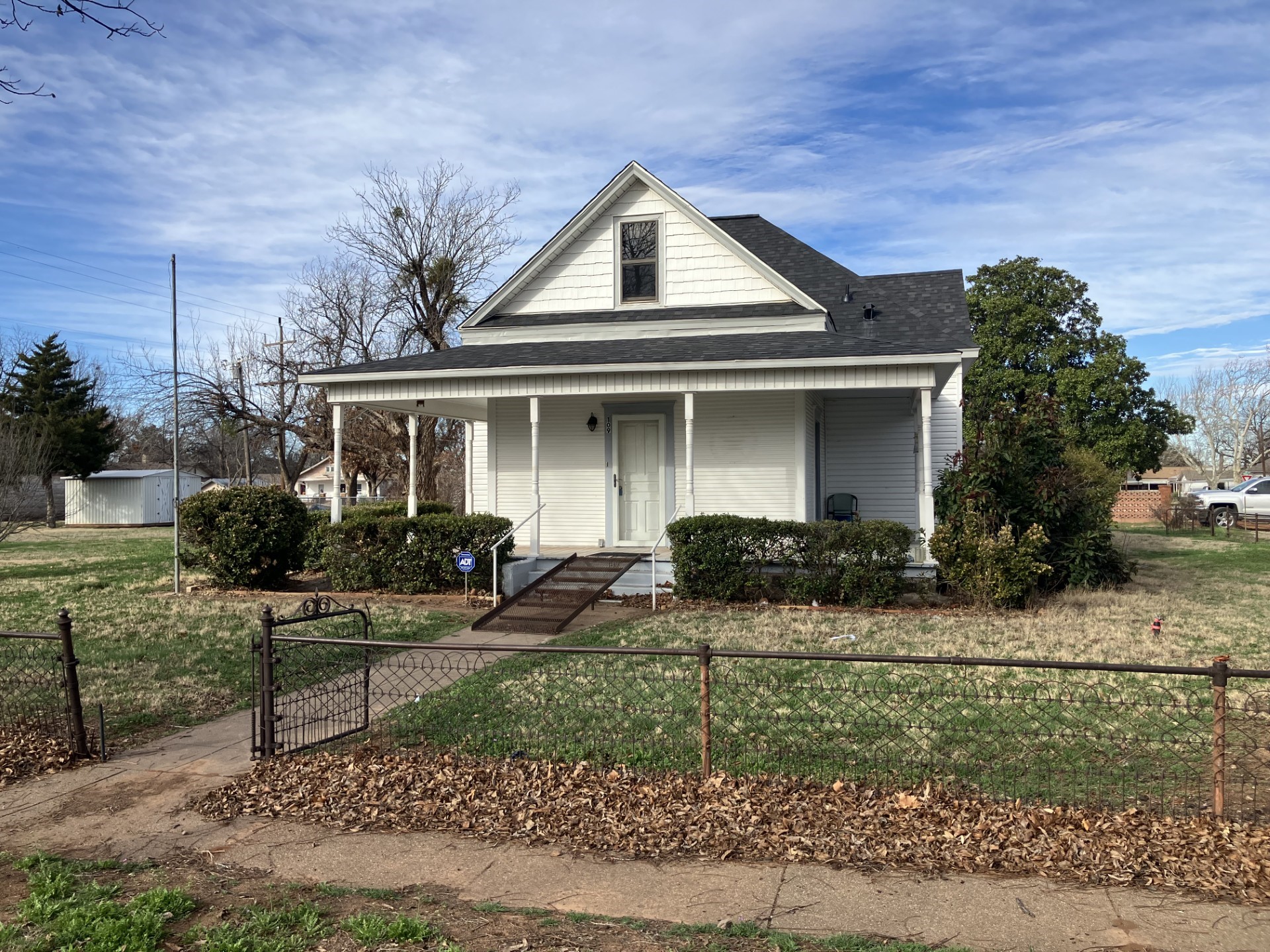 109 N Foley Street Seymour TX 76380