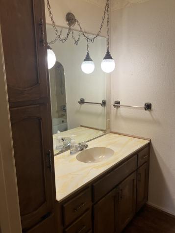 109 N Foley Street Seymour TX 76380