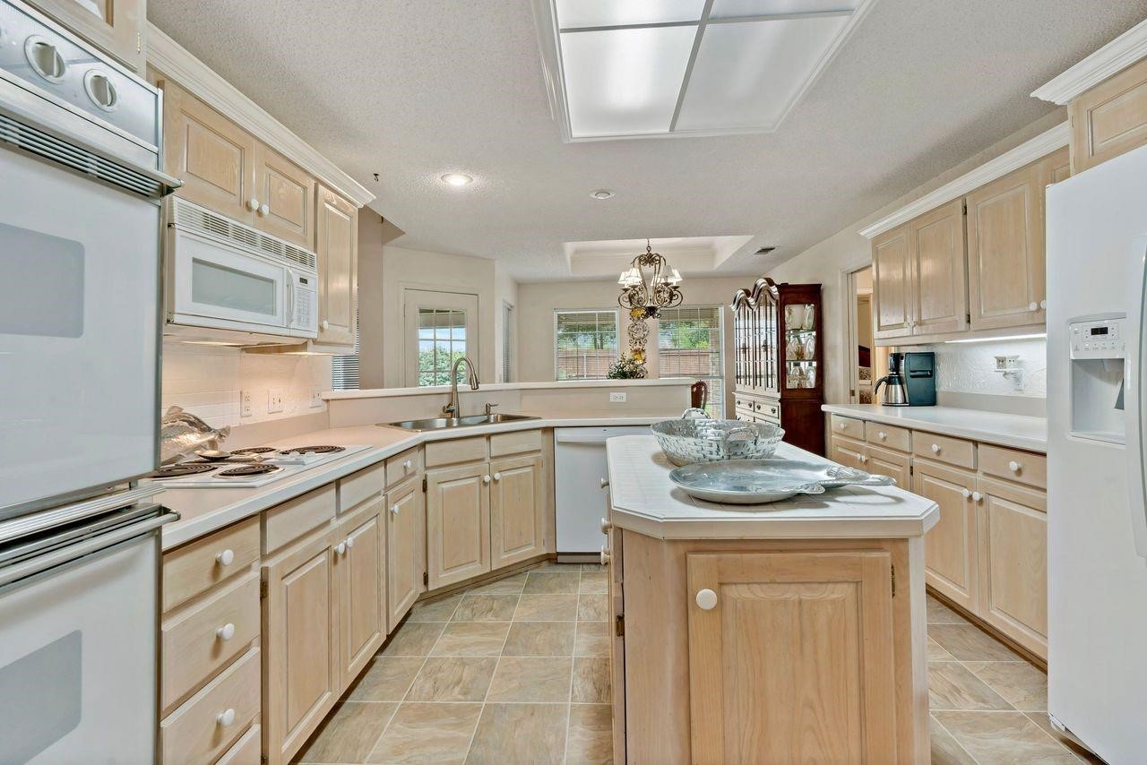 330 39th Street SE Paris TX 75462